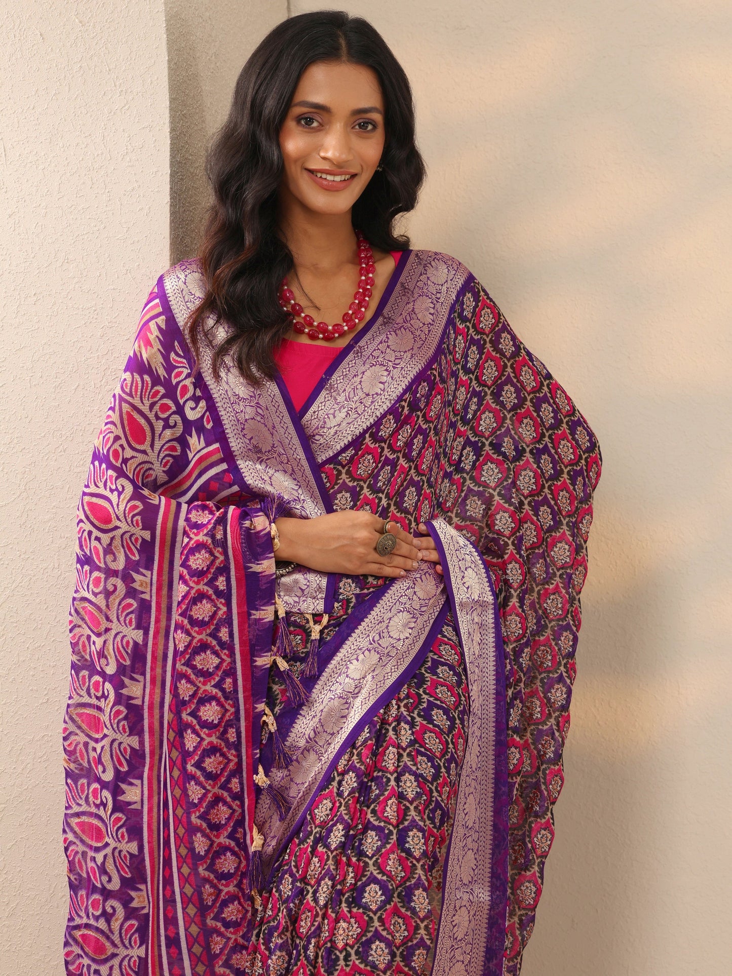 Purple Printed Georgette Saree With Unstitched Blouse Piece