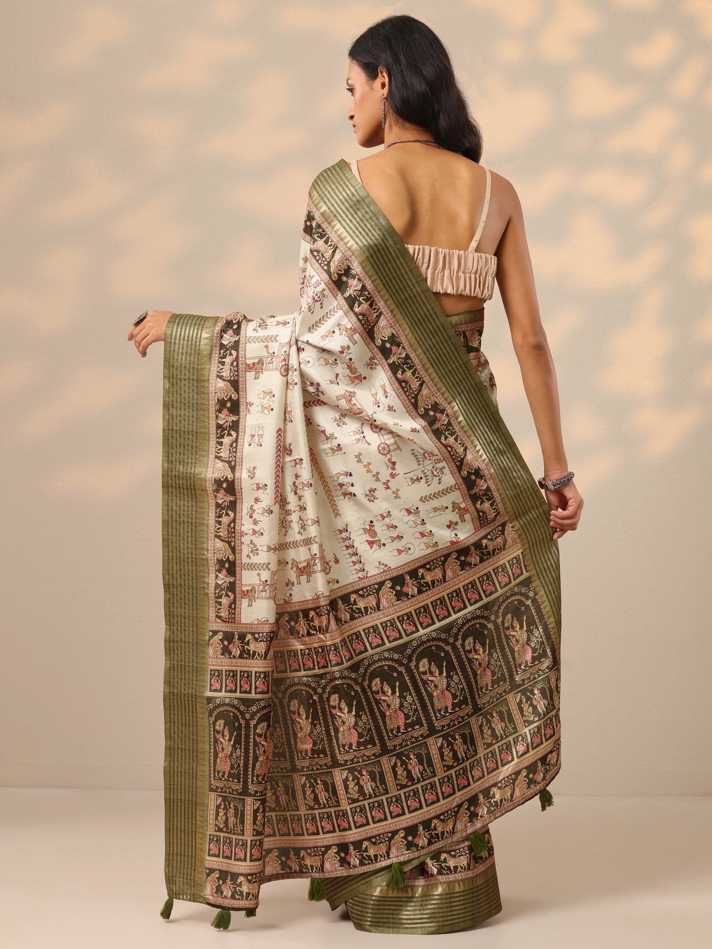 Green Printed Silk blend Saree With Unstitched Blouse Piece
