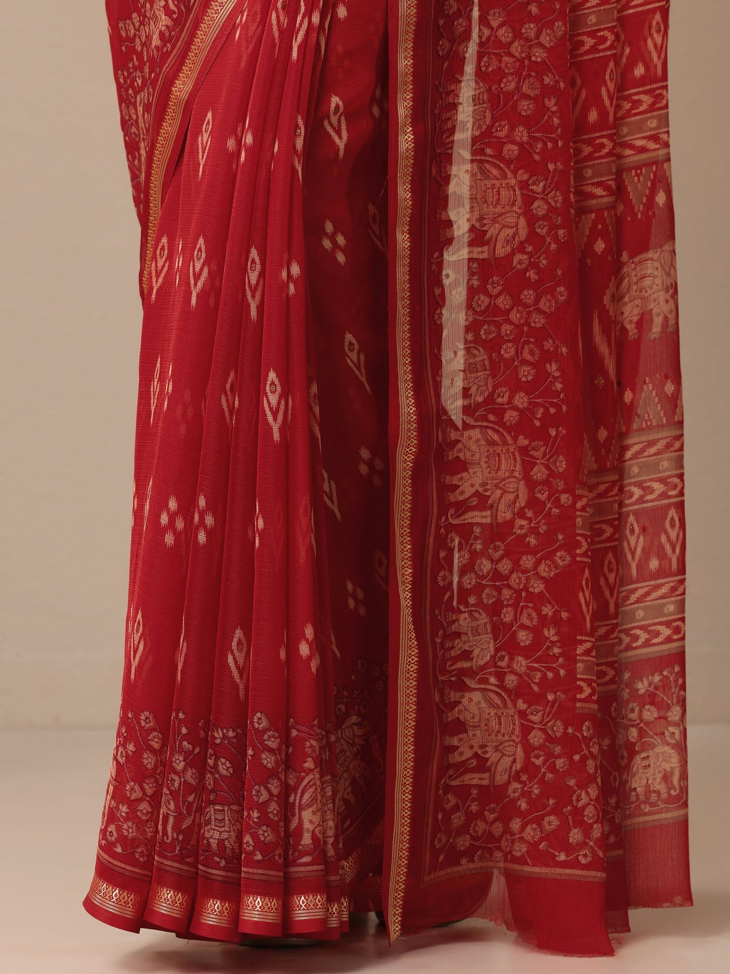 Red Ikat Printed Chiffon Saree With Unstitched Blouse Piece