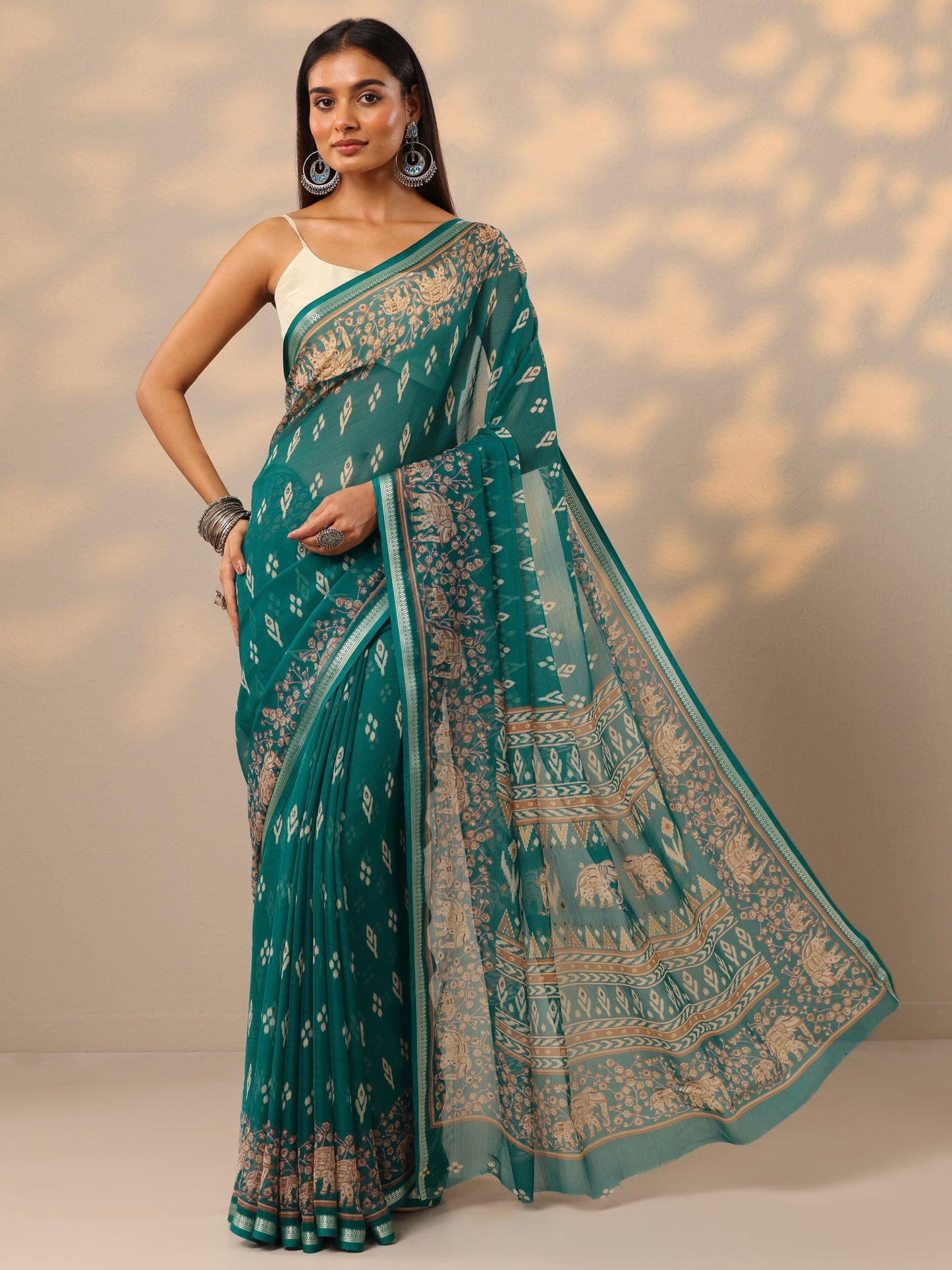 Green Printed Chiffon Saree With Unstitched Blouse Piece