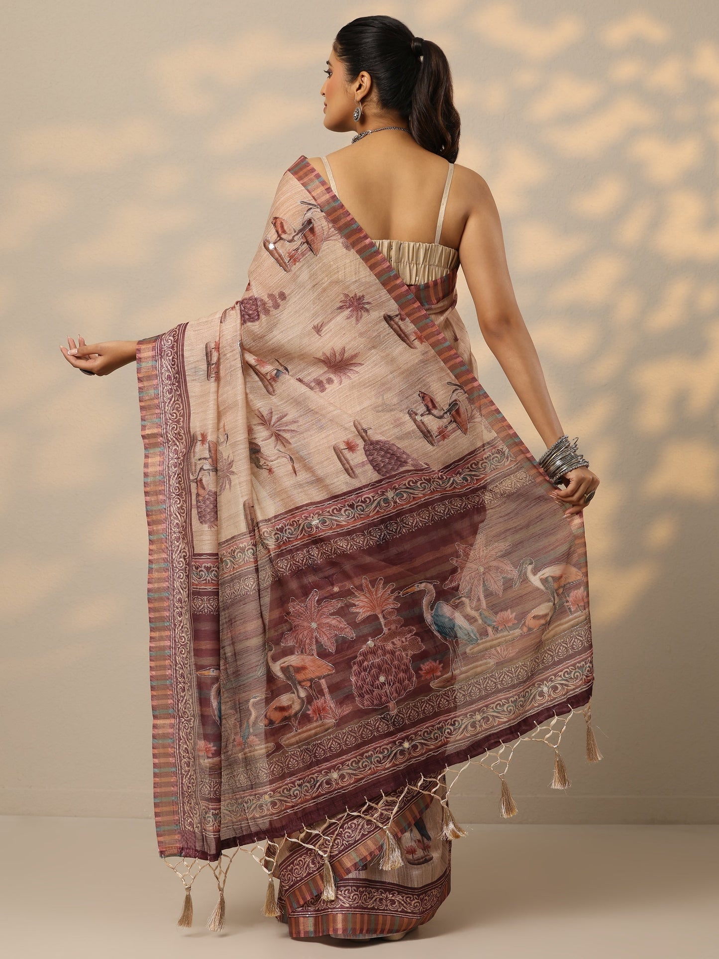 Tan Printed Cotton Blend Saree With Unstitched Blouse Piece