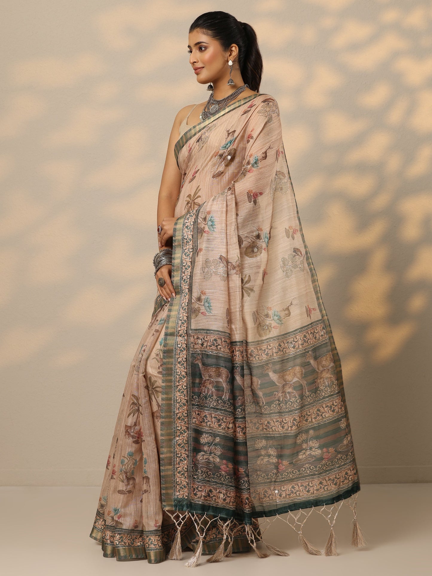 Tan Printed Cotton Blend Saree With Unstitched Blouse Piece