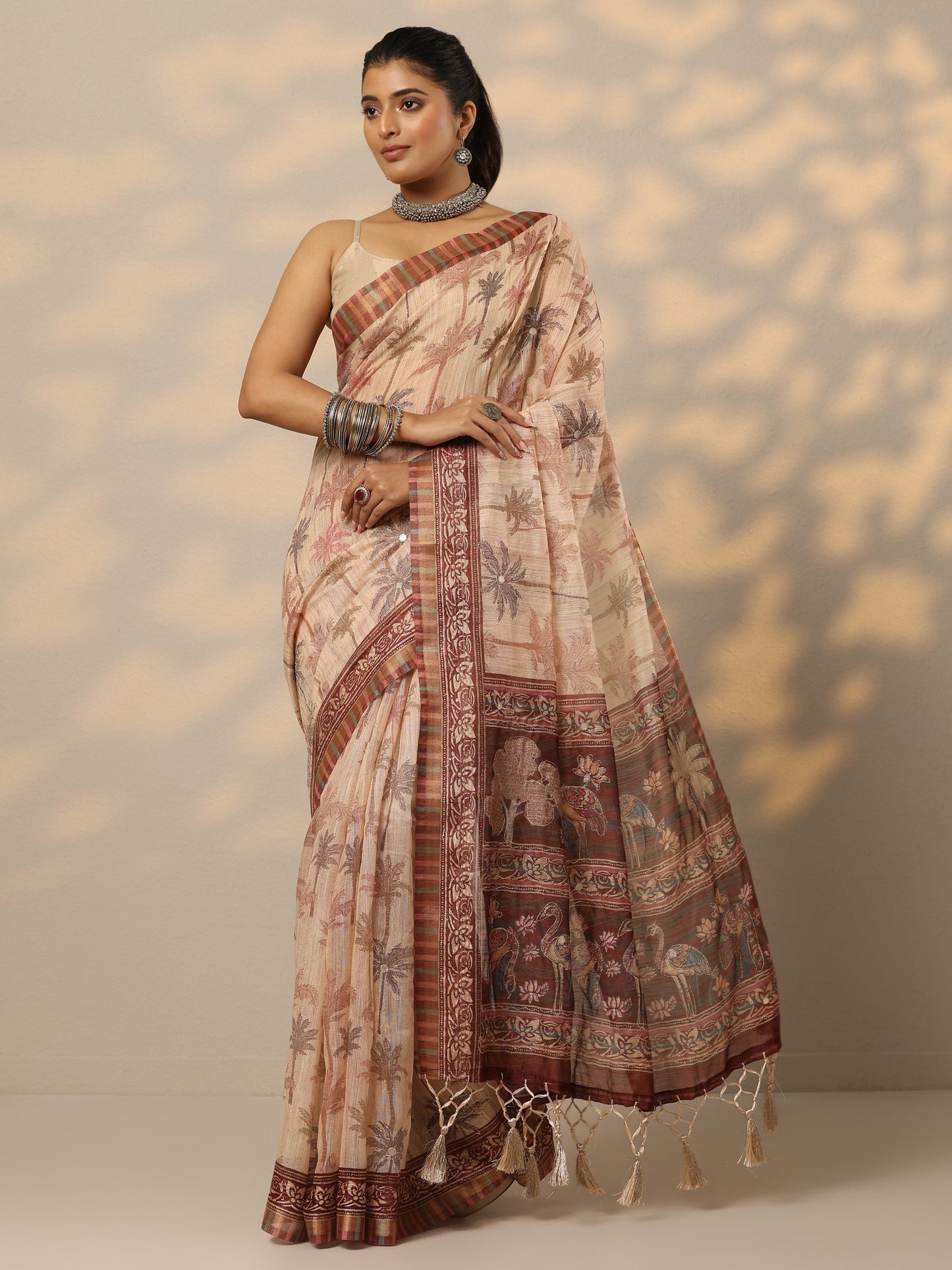 Tan Printed Cotton Blend Saree With Unstitched Blouse Piece
