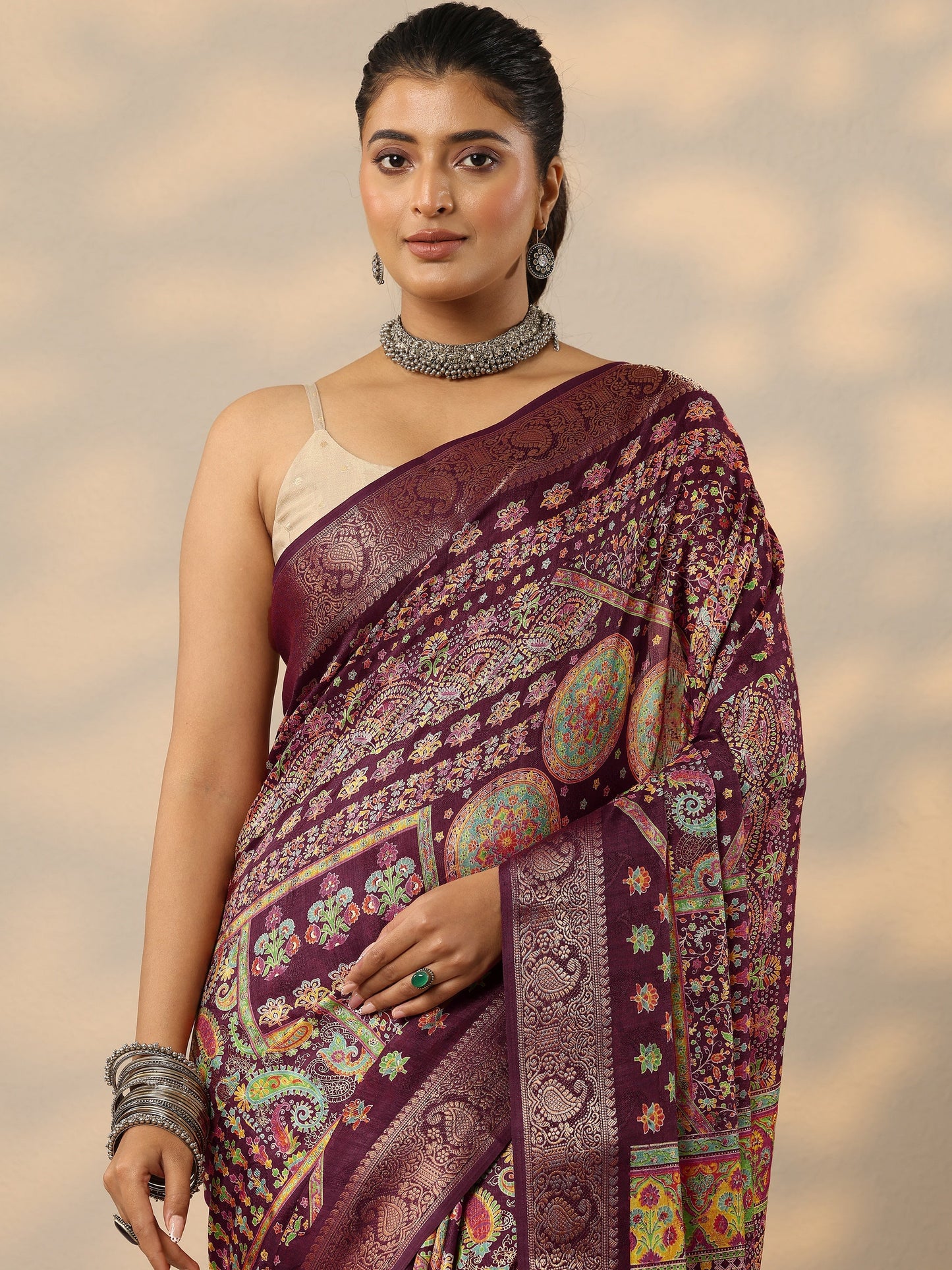 Burgundy Printed Silk Blend Saree With Unstitched Blouse Piece