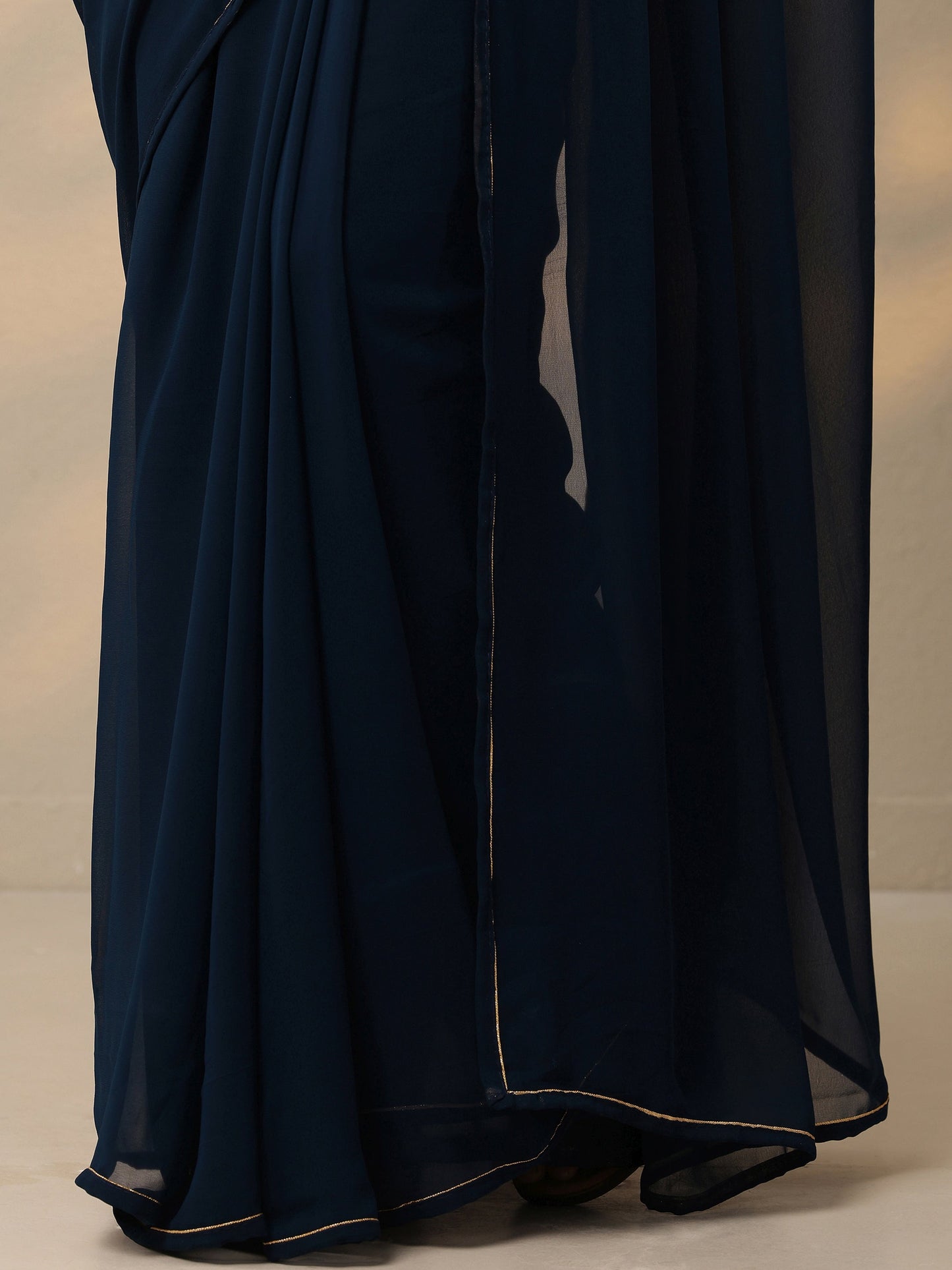 Blue Solid Georgette Saree With Unstitched Blouse Piece