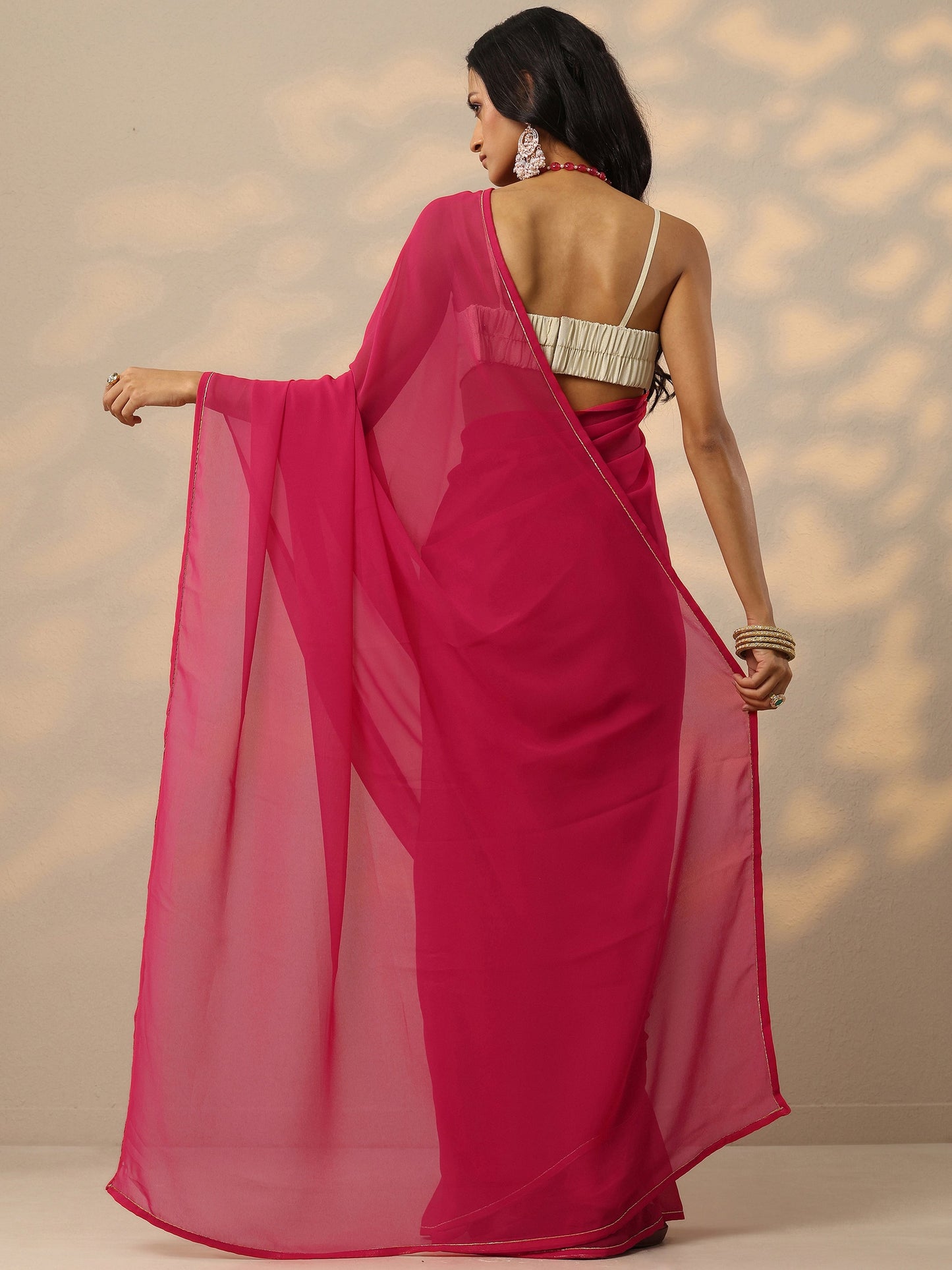 Pink Solid Georgette Saree With Unstitched Blouse Piece