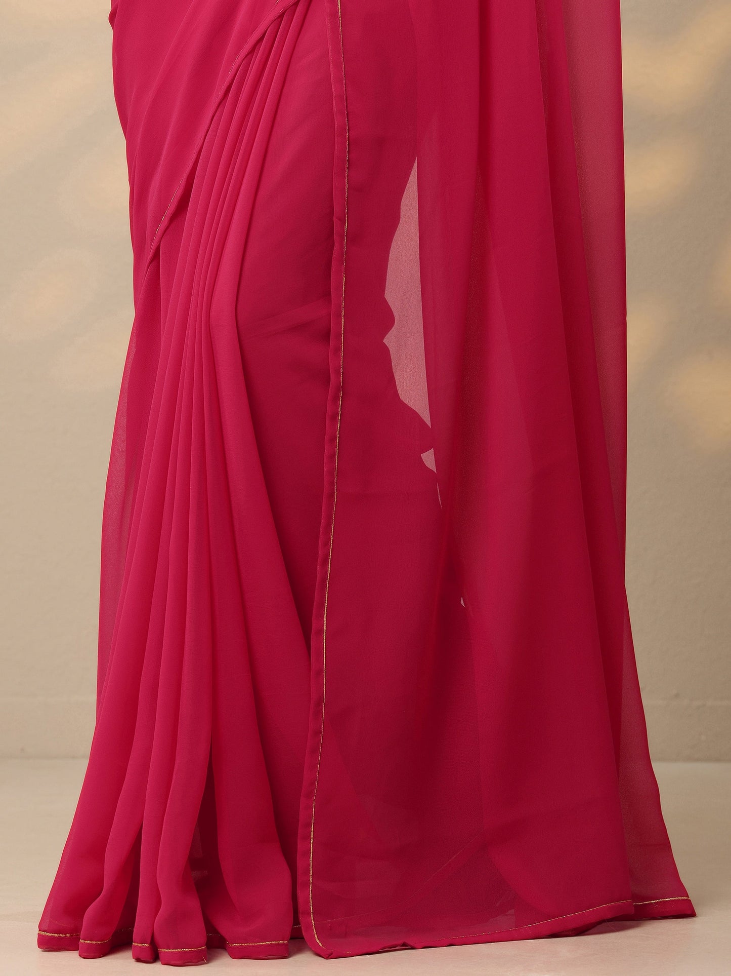 Pink Solid Georgette Saree With Unstitched Blouse Piece