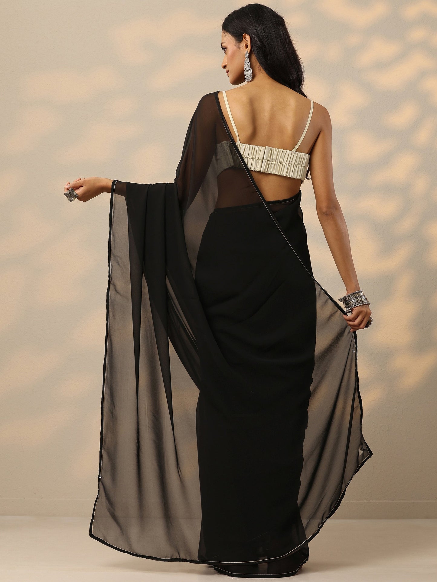 Black Solid Georgette Saree With Unstitched Blouse Piece