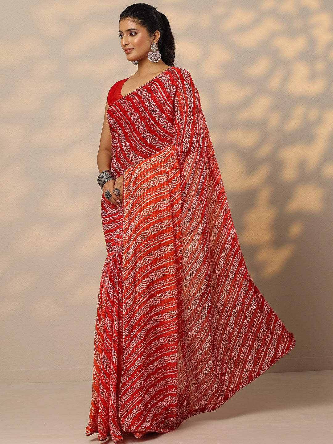 Red Bandhani Printed Chiffon Saree With Unstitched Blouse Piece