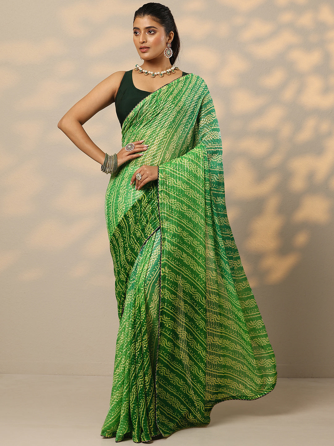 Green Bandhani Printed Chiffon Saree With Unstitched Blouse Piece