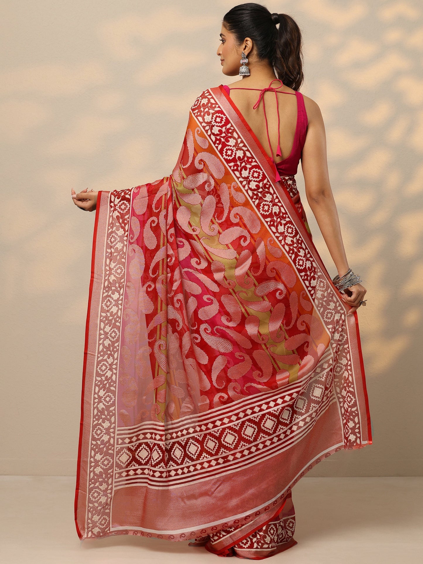 Pink Printed Georgette Saree With Unstitched Blouse Piece