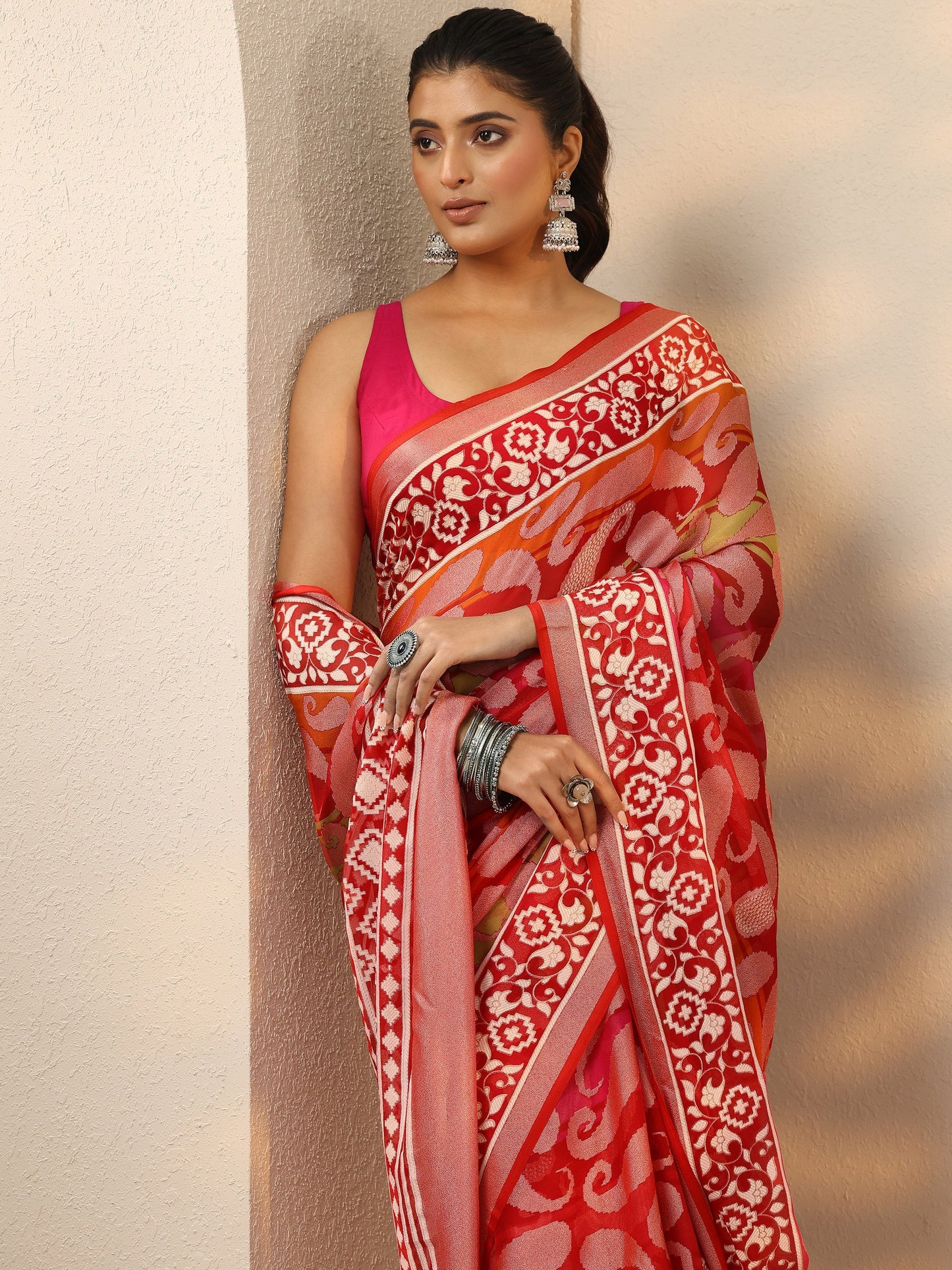 Pink Printed Georgette Saree With Unstitched Blouse Piece