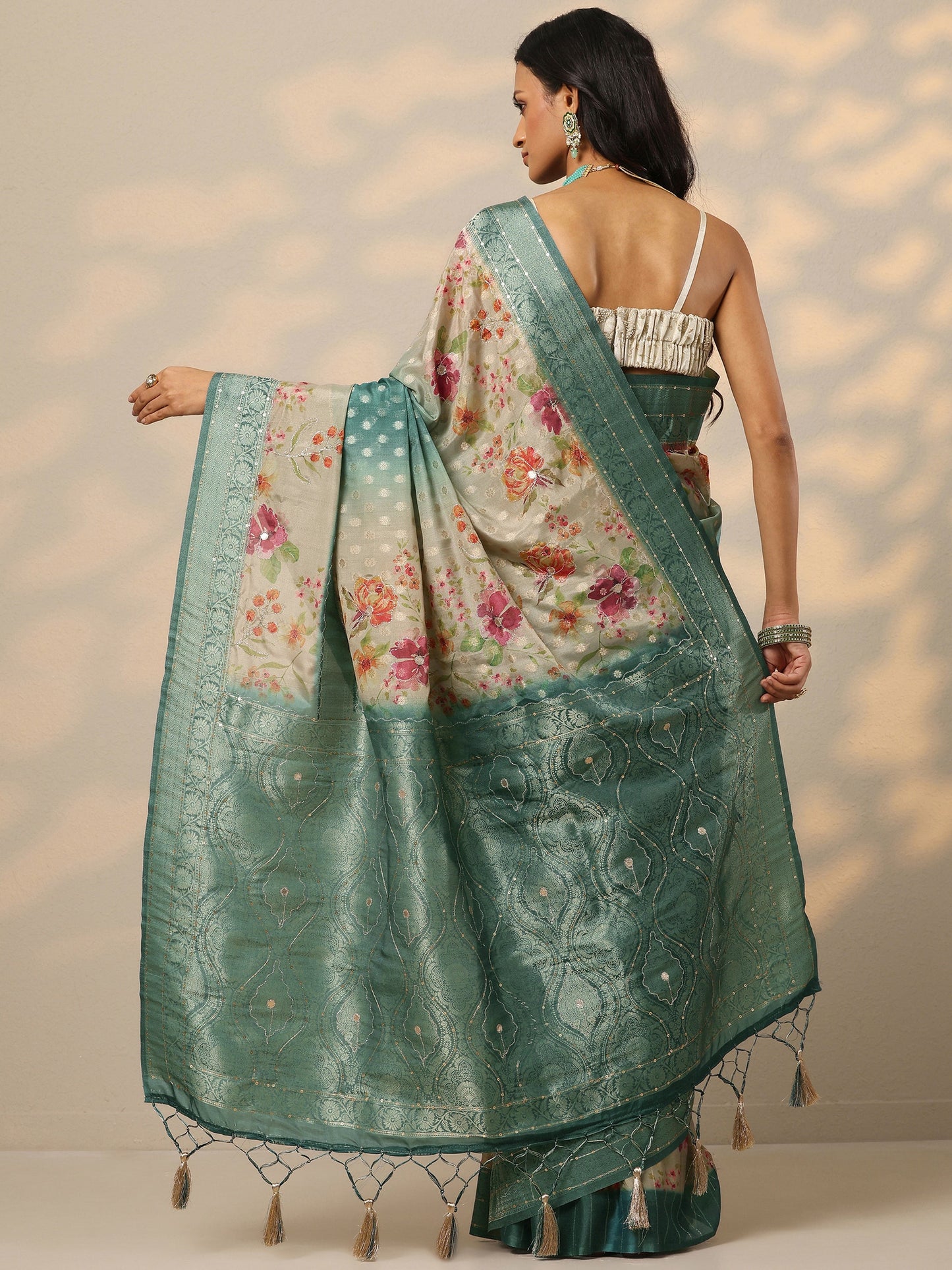 Green  Woven Design Silk Blend Saree With Unstitched Blouse Piece