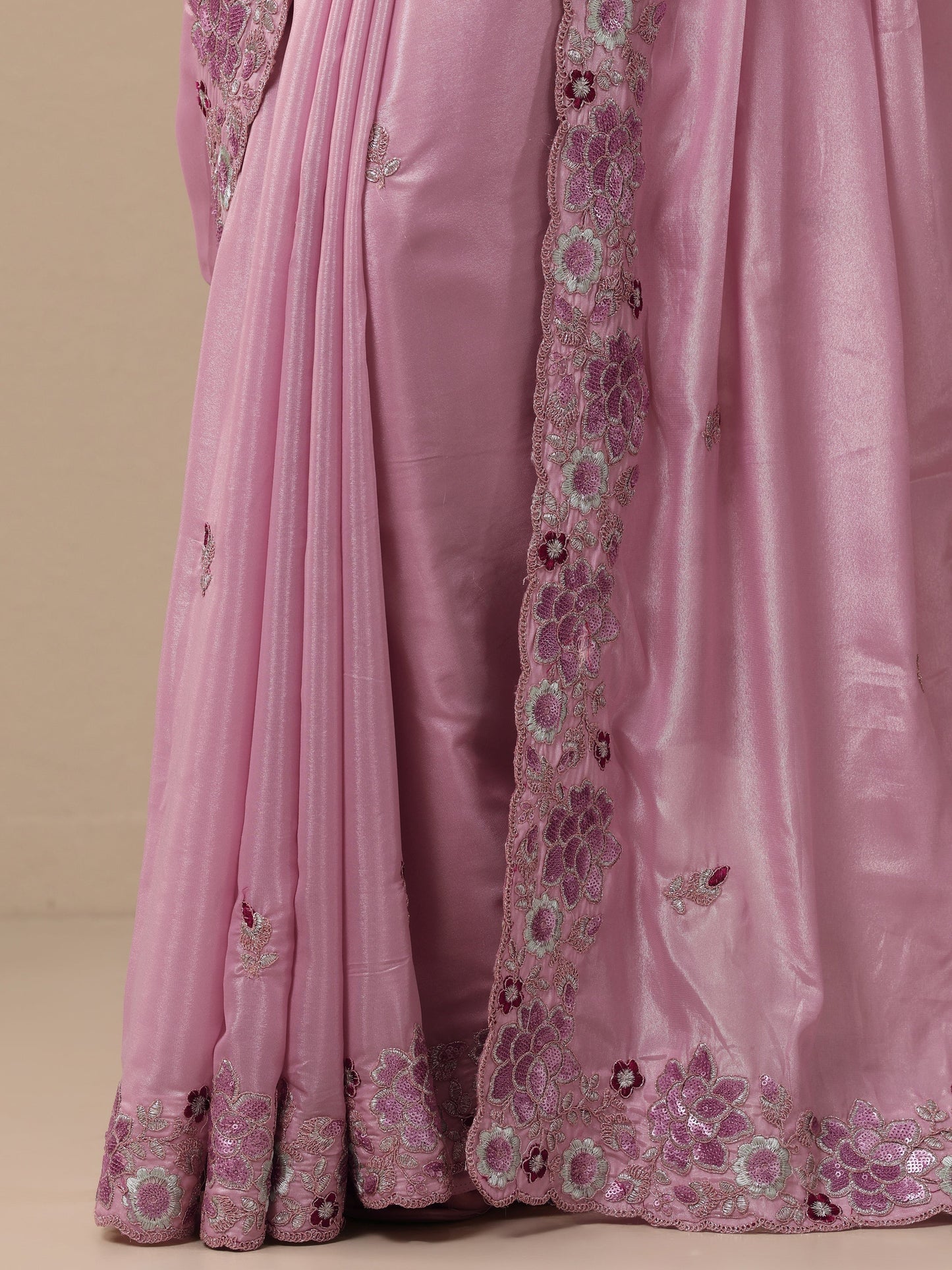 Lavender Embroidered Georgette Saree With Unstitched Blouse Piece