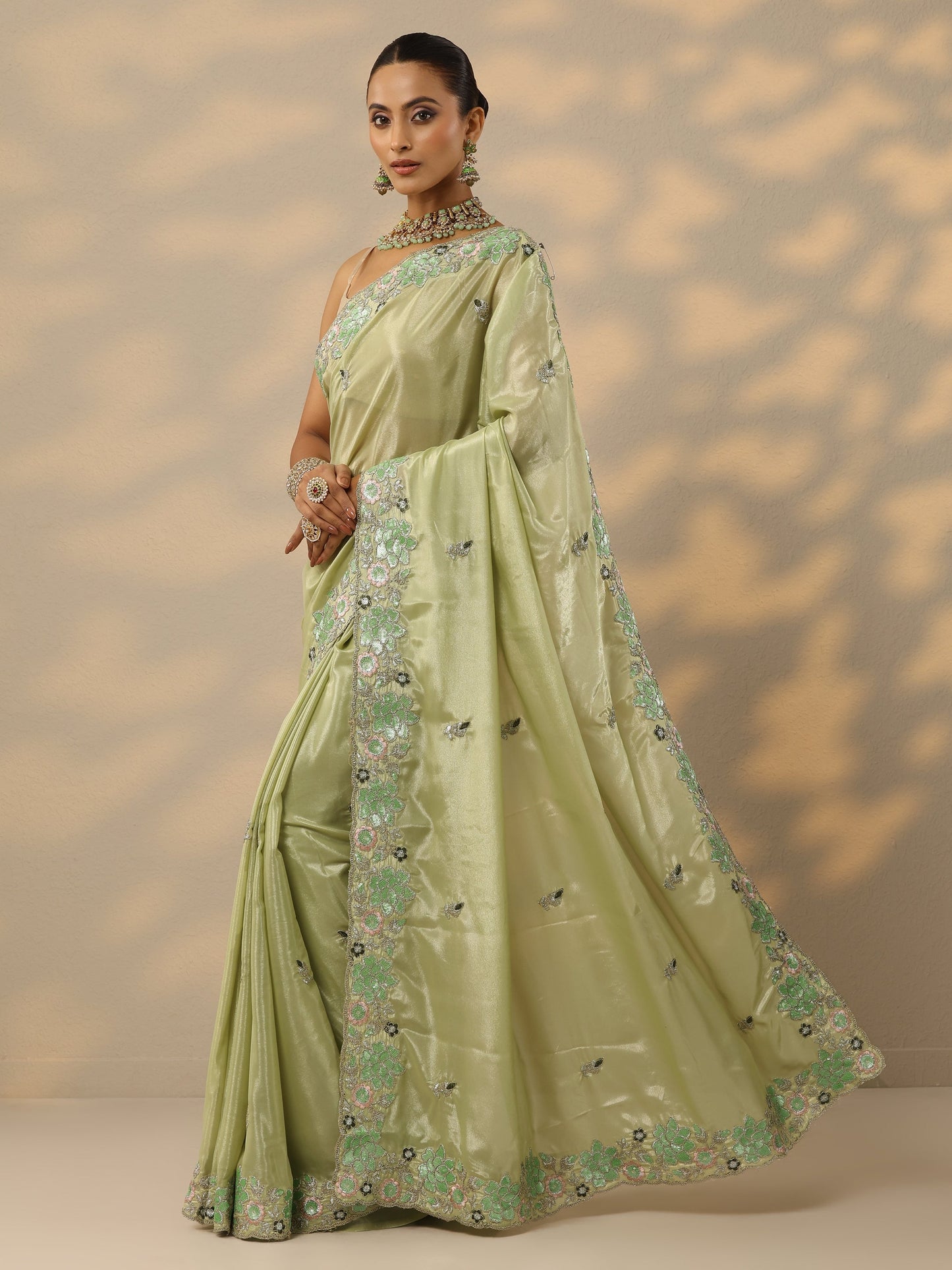 Green Embellished Georgette Saree With Unstitched Blouse Piece