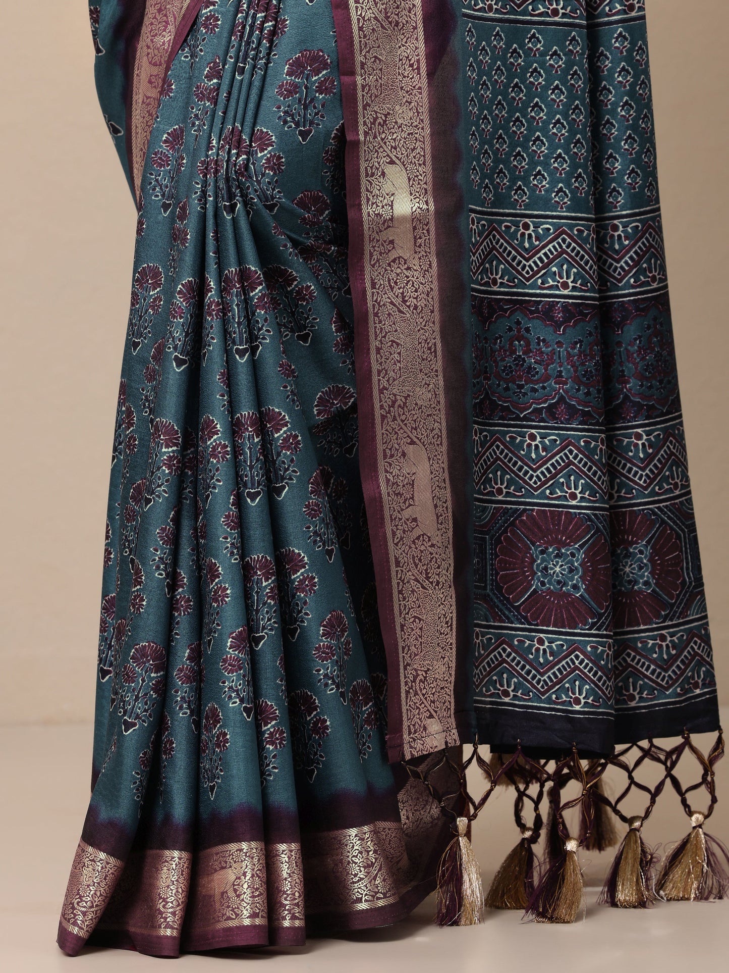 Teal Printed Silk Blend Sarees With Unstitched Blouse Piece