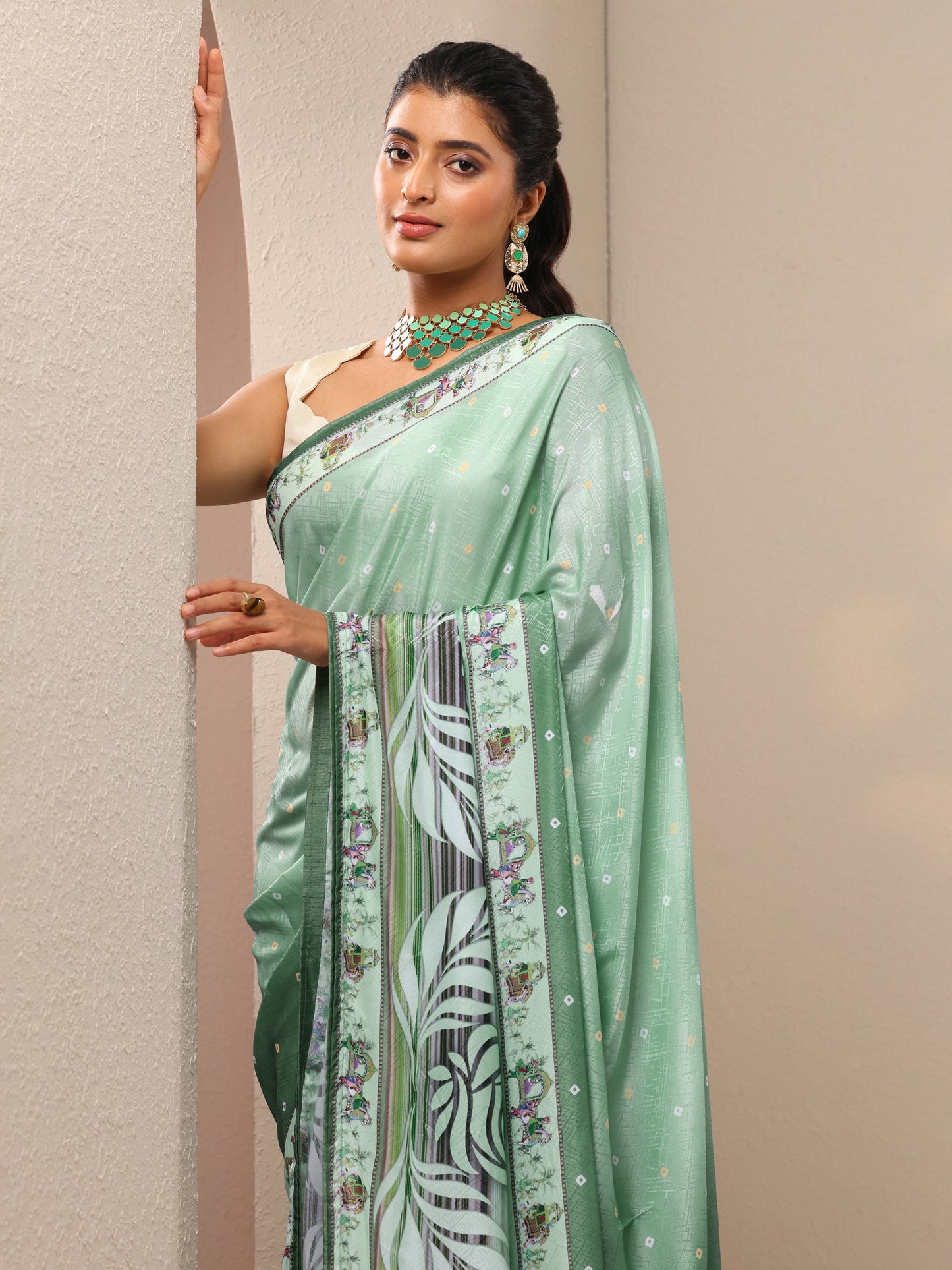 Green Printed Silk Blend Sarees With Unstitched Blouse Piece