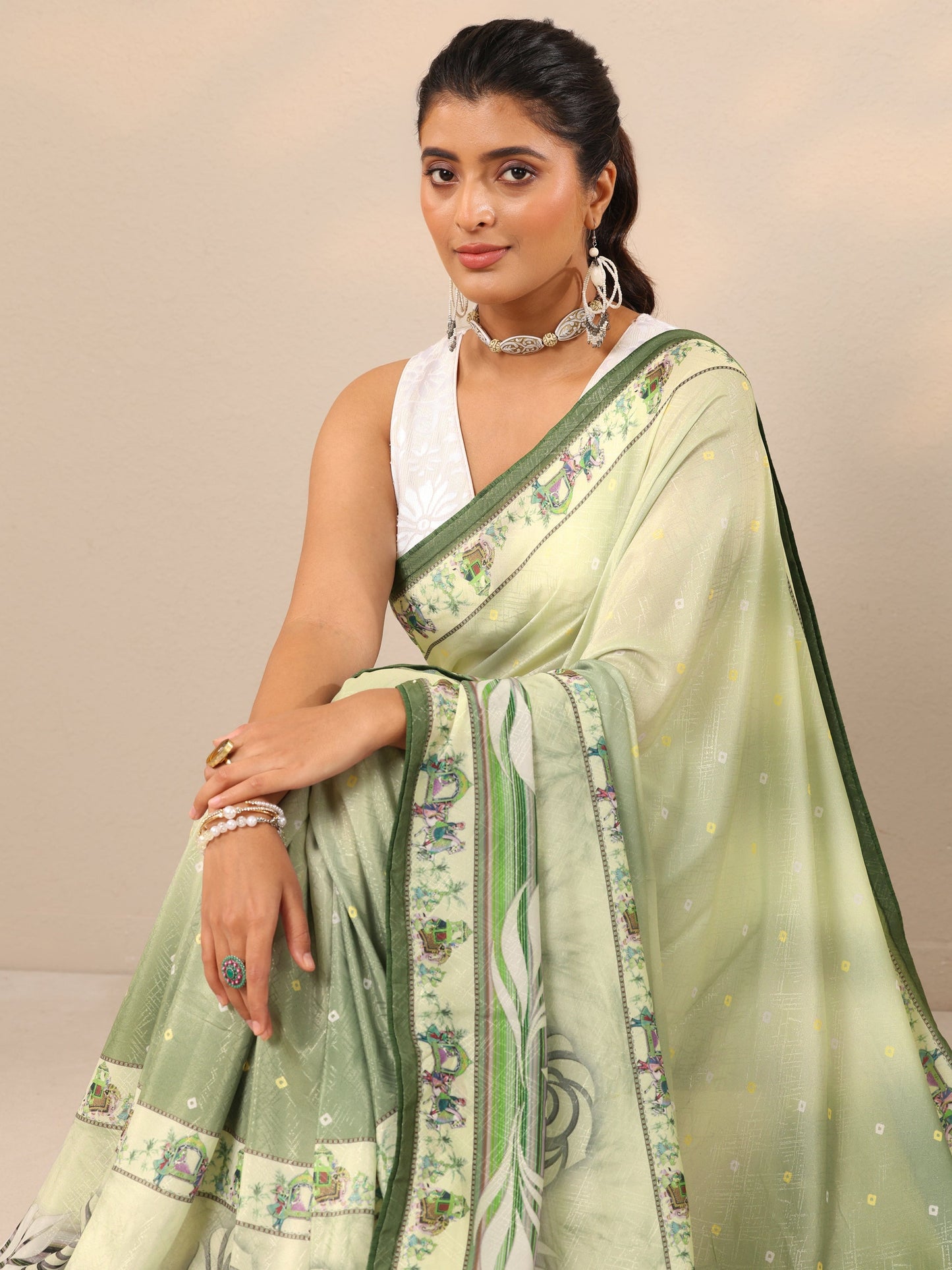 Green Printed Silk Blend Sarees With Unstitched Blouse Piece