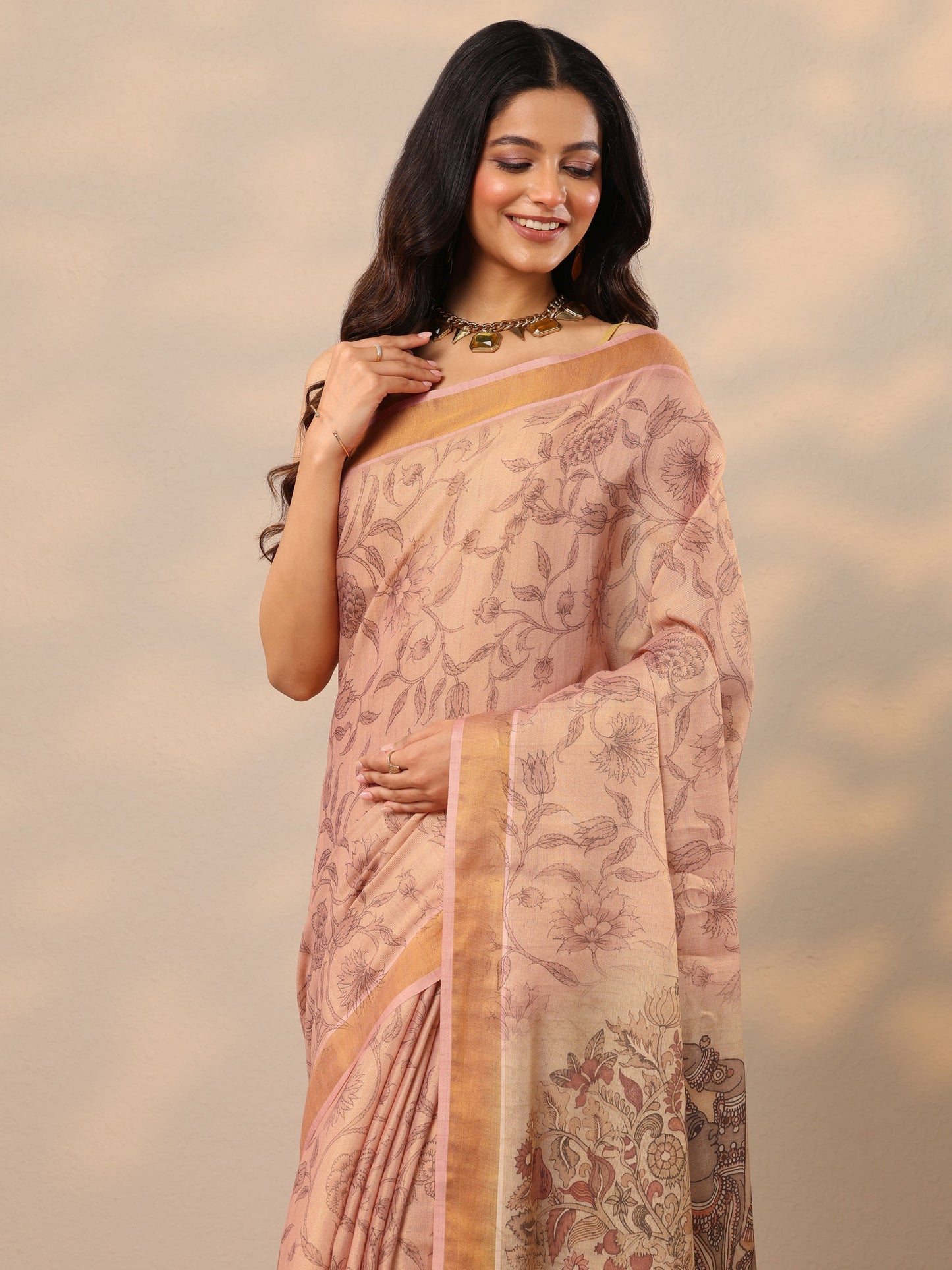 Peach Printed Silk Blend Sarees With Unstitched Blouse Piece