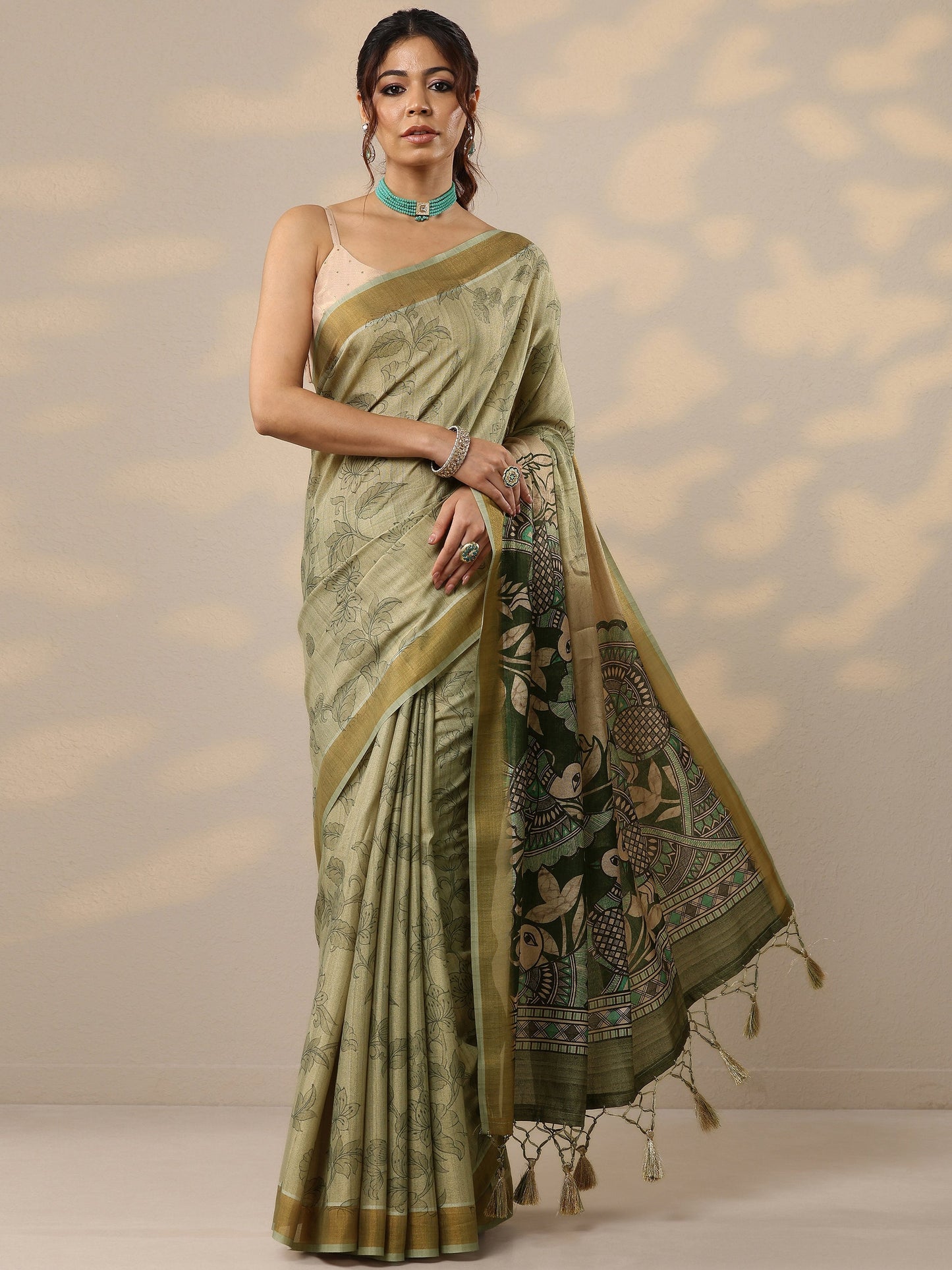Green Printed Silk Blend Sarees With Unstitched Blouse Piece