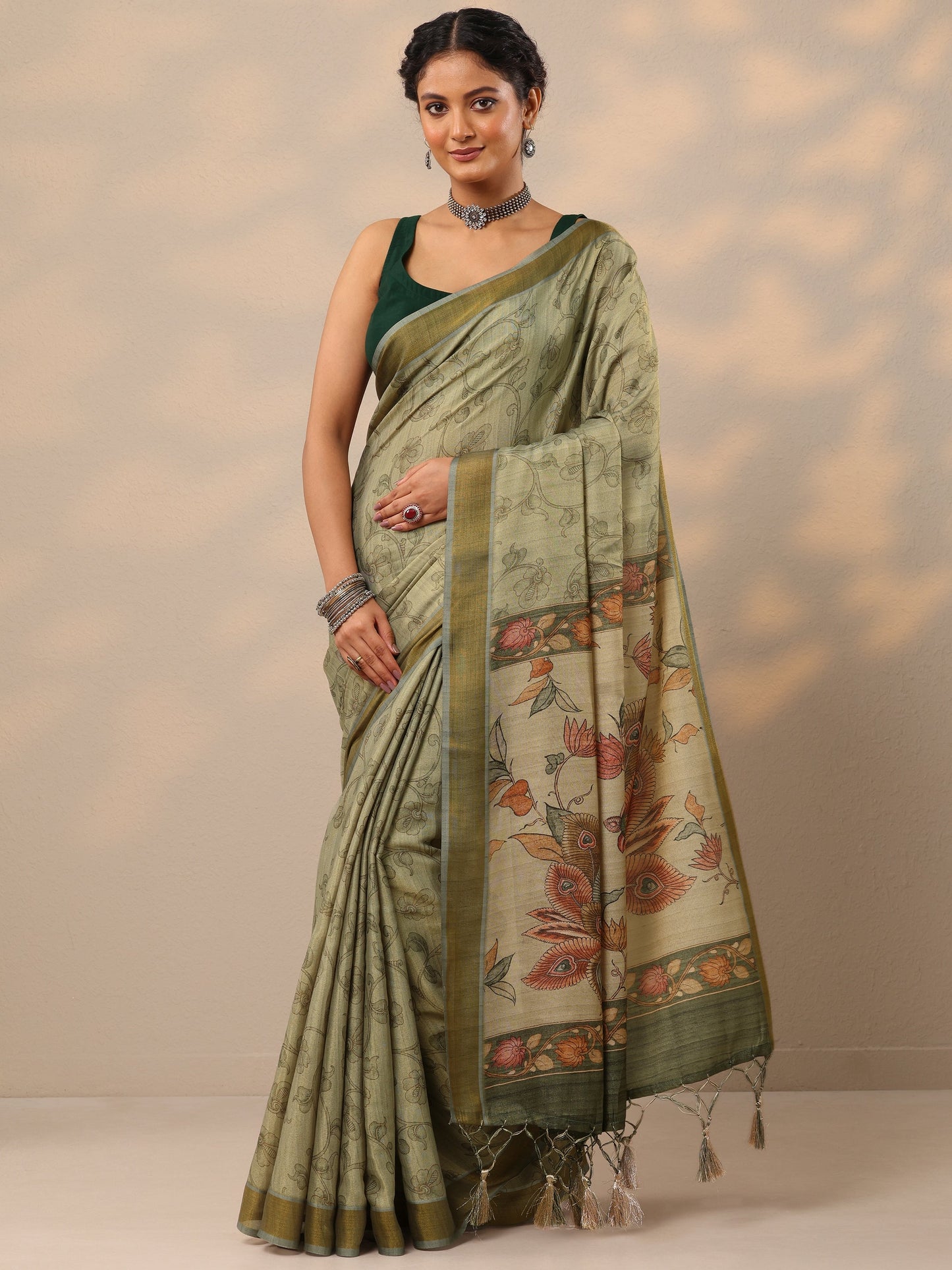 Green Printed Silk blend Saree With Unstitched Blouse Piece