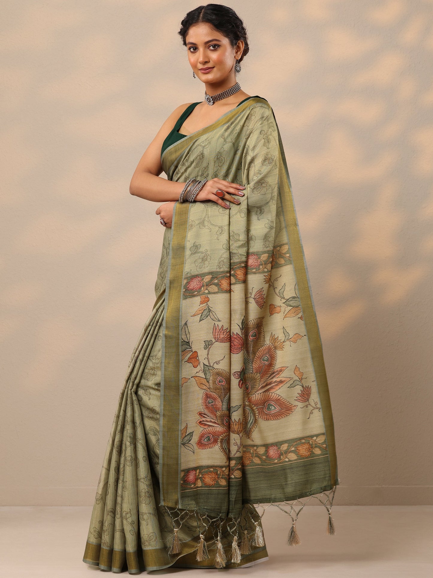 Green Printed Silk blend Saree With Unstitched Blouse Piece