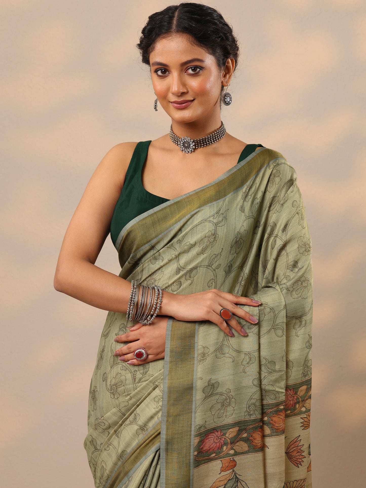 Green Printed Silk blend Saree With Unstitched Blouse Piece