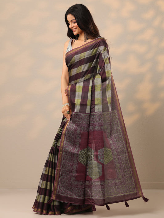 Maroon Printed Cotton Blend Sarees With Unstitched Blouse Piece