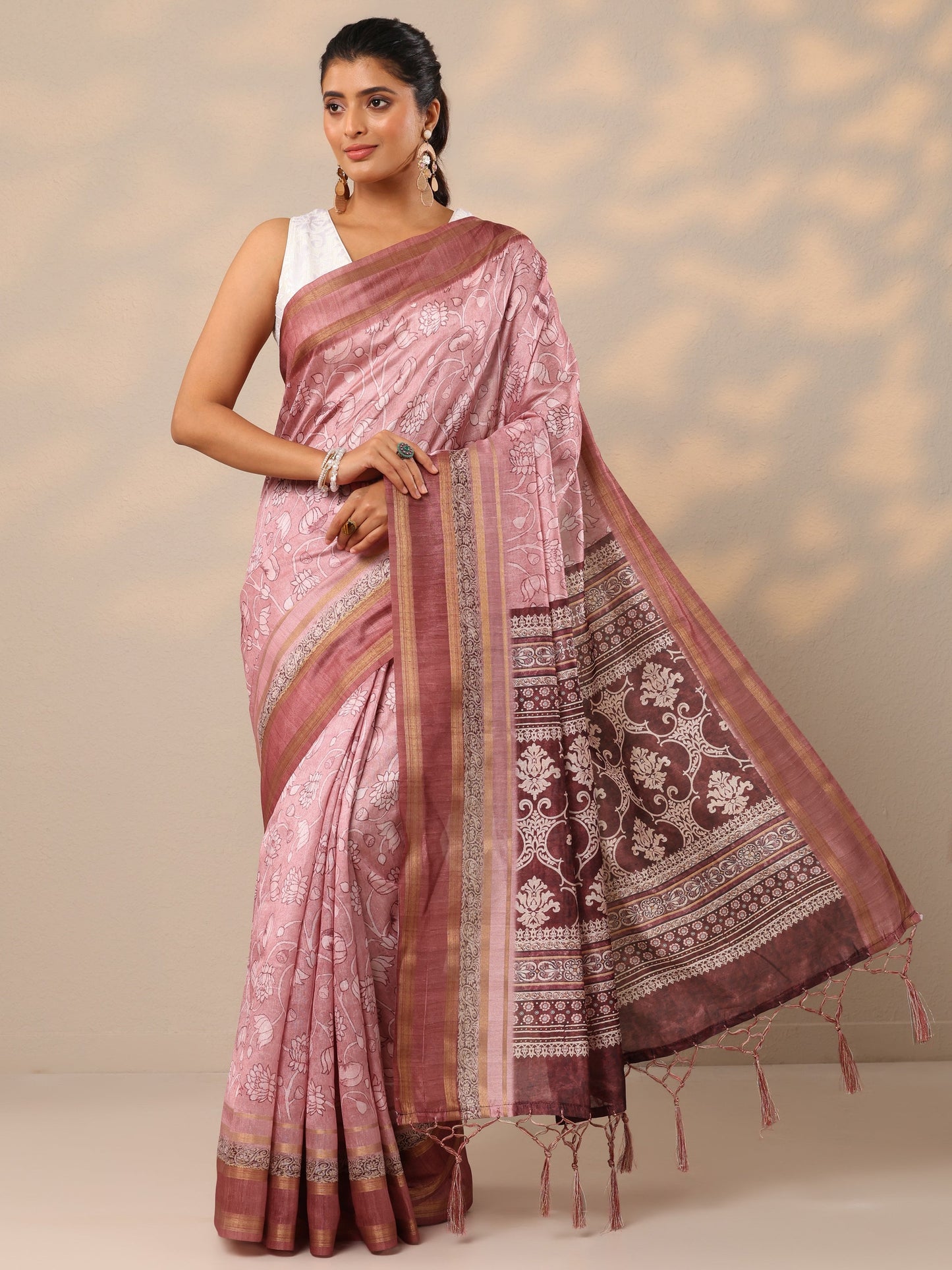 Pink Printed Silk Blend Sarees With Unstitched Blouse Piece