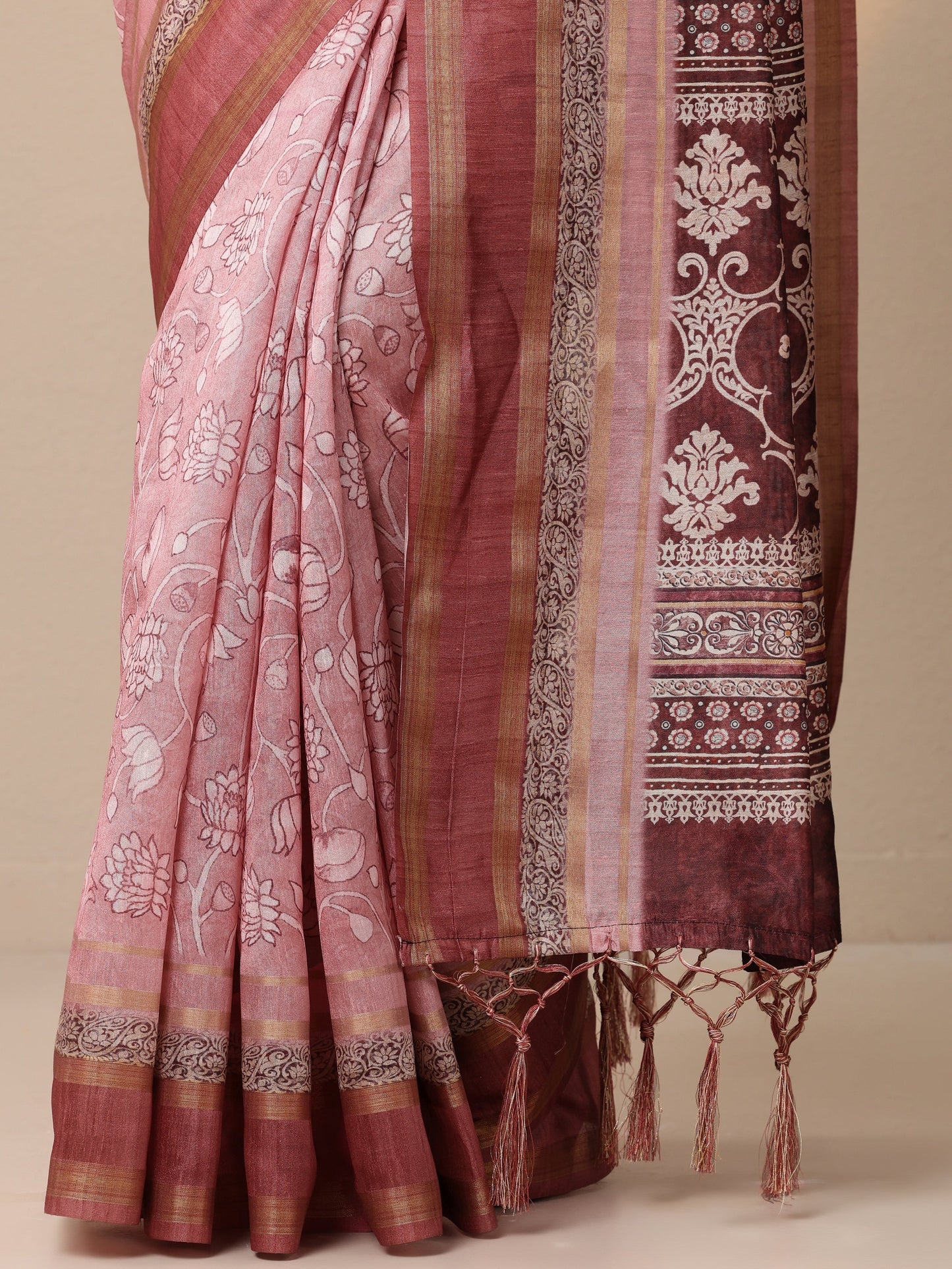 Pink Printed Silk Blend Sarees With Unstitched Blouse Piece