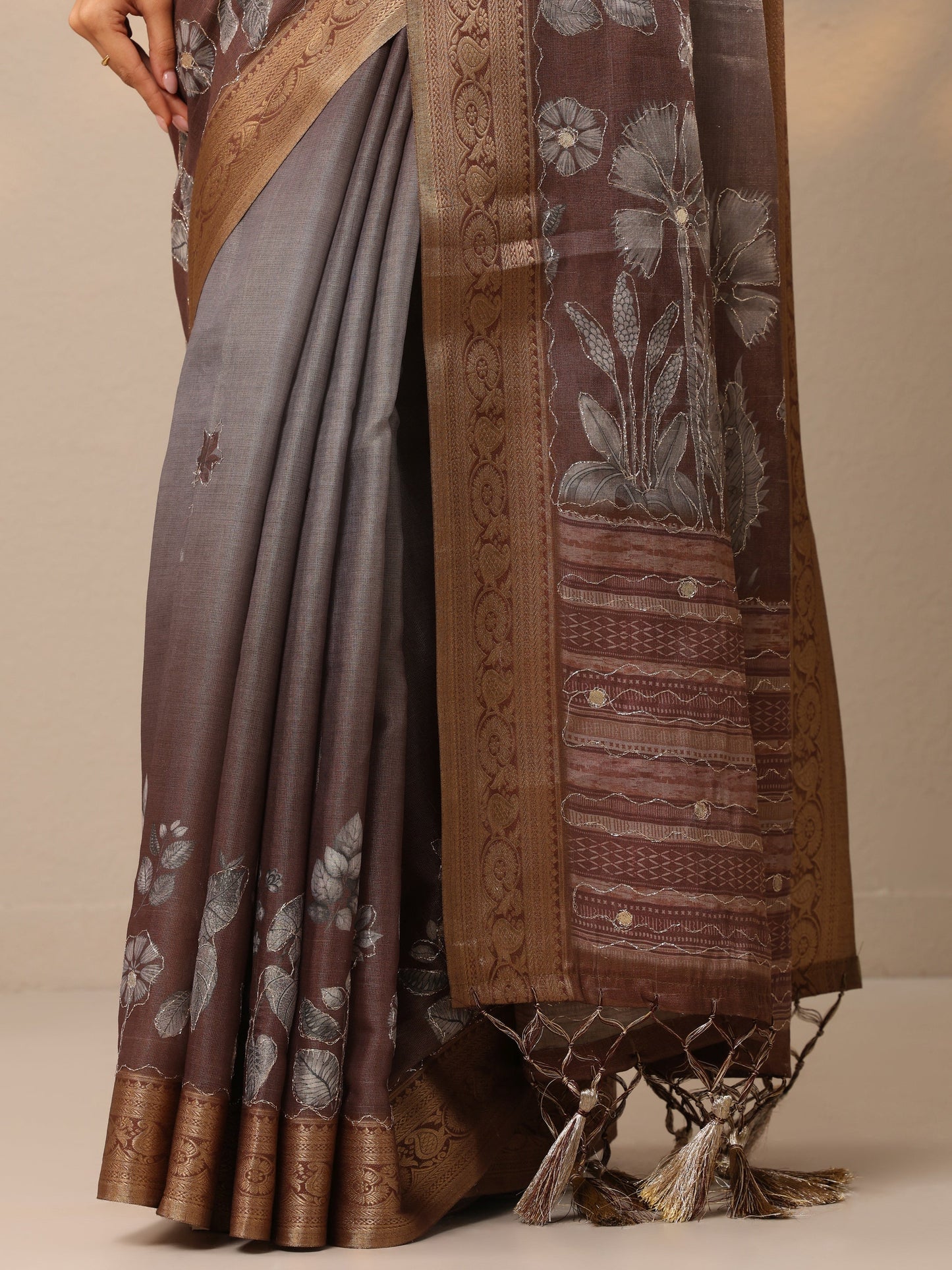 Brown Printed Silk Blend Sarees With Unstitched Blouse Piece