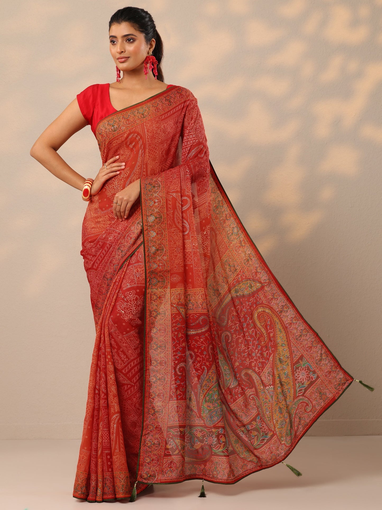 Red Printed Georgette Sarees With Unstitched Blouse Piece