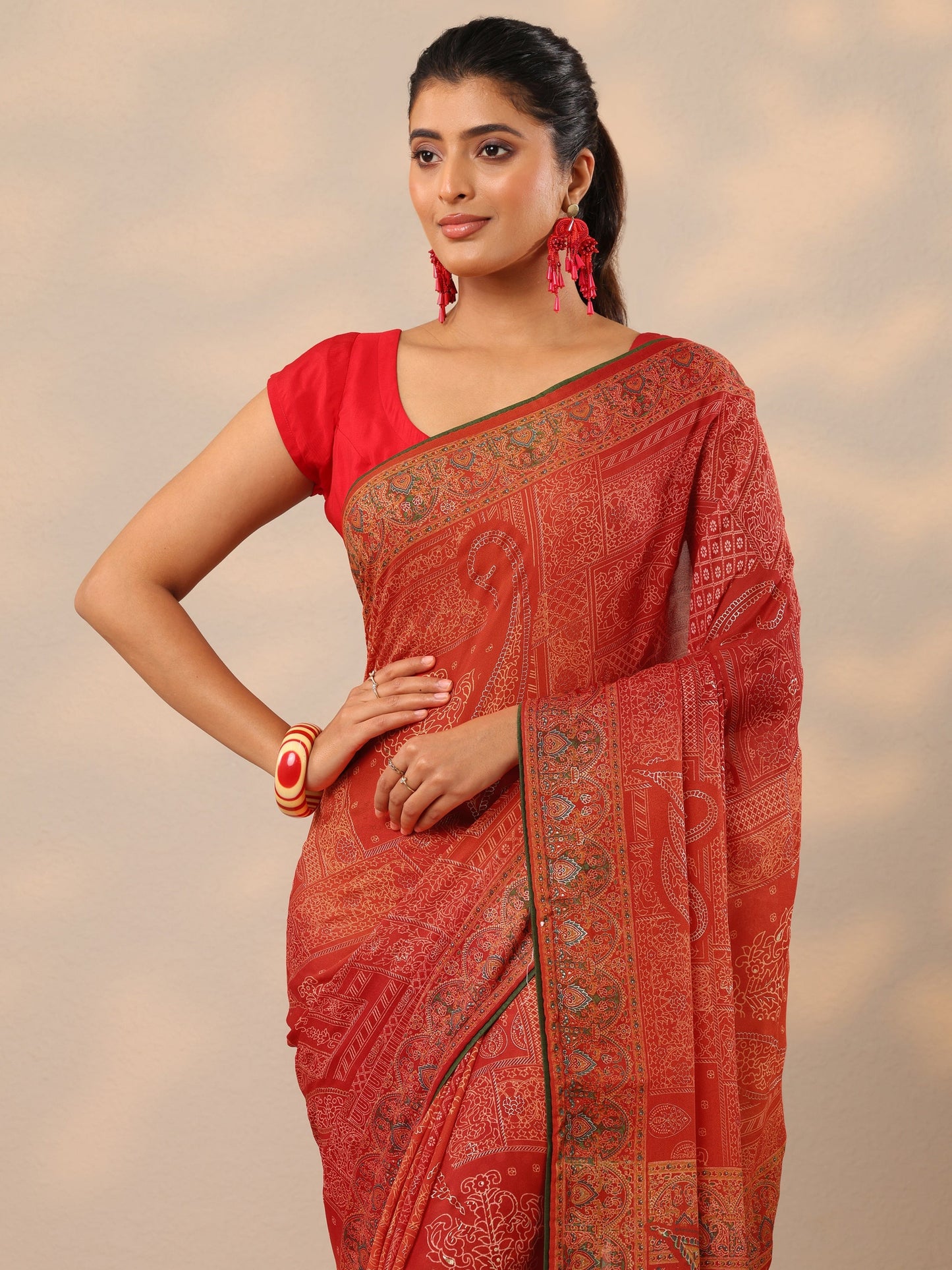 Red Printed Georgette Sarees With Unstitched Blouse Piece