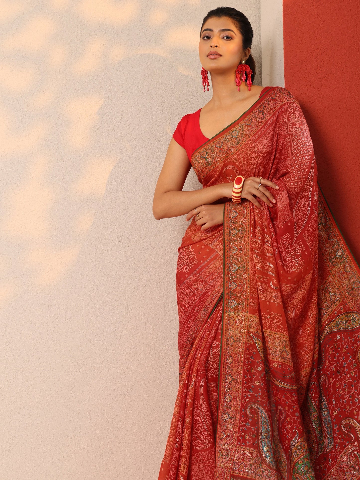 Red Printed Georgette Sarees With Unstitched Blouse Piece