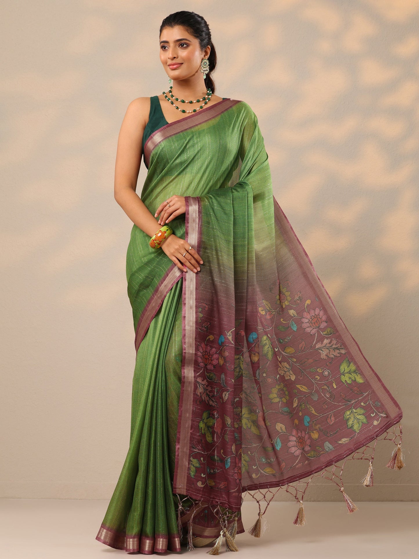 Green Printed Silk Blend Sarees With Unstitched Blouse Piece