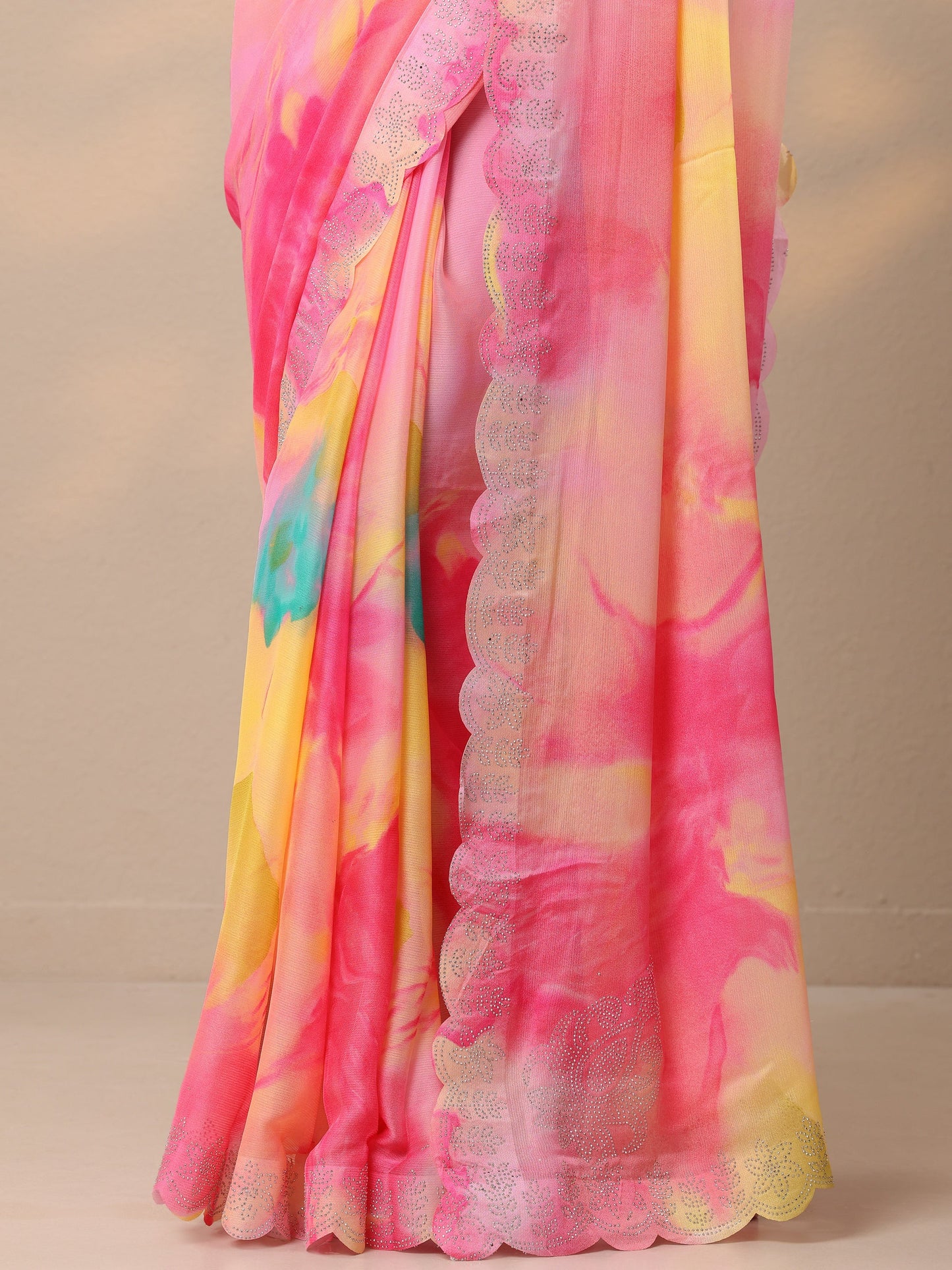 Pink Embellished Chinon Saree With Unstitched Blouse Piece