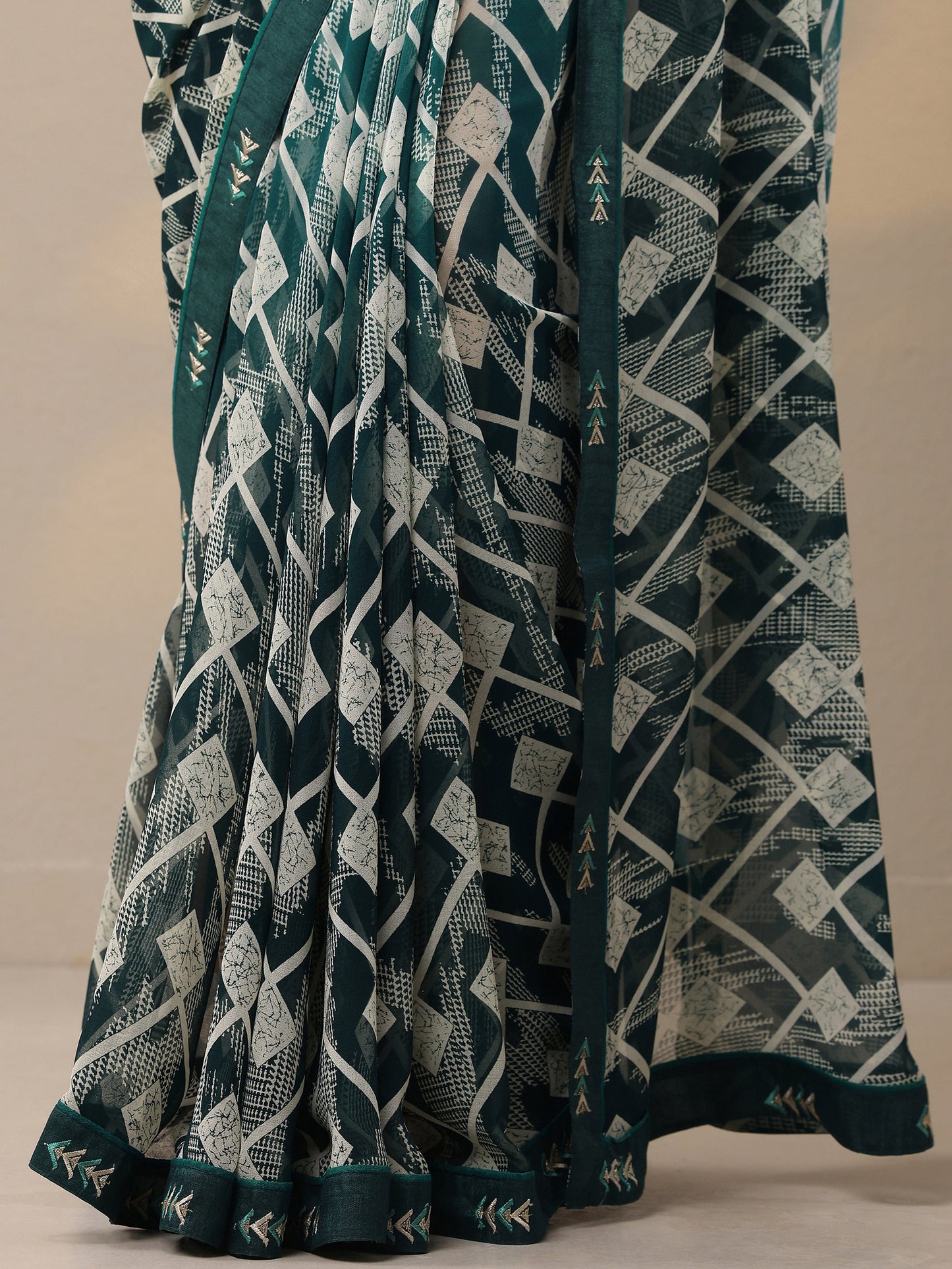 Teal Printed Georgette Sarees With Unstitched Blouse Piece