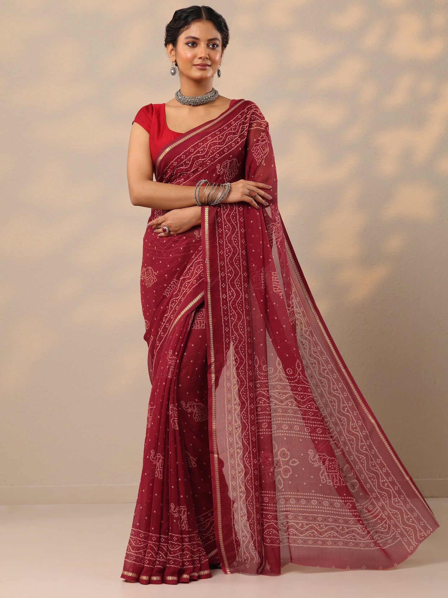 Maroon Bandhani Printed Chiffon Saree With Unstitched Blouse Piece