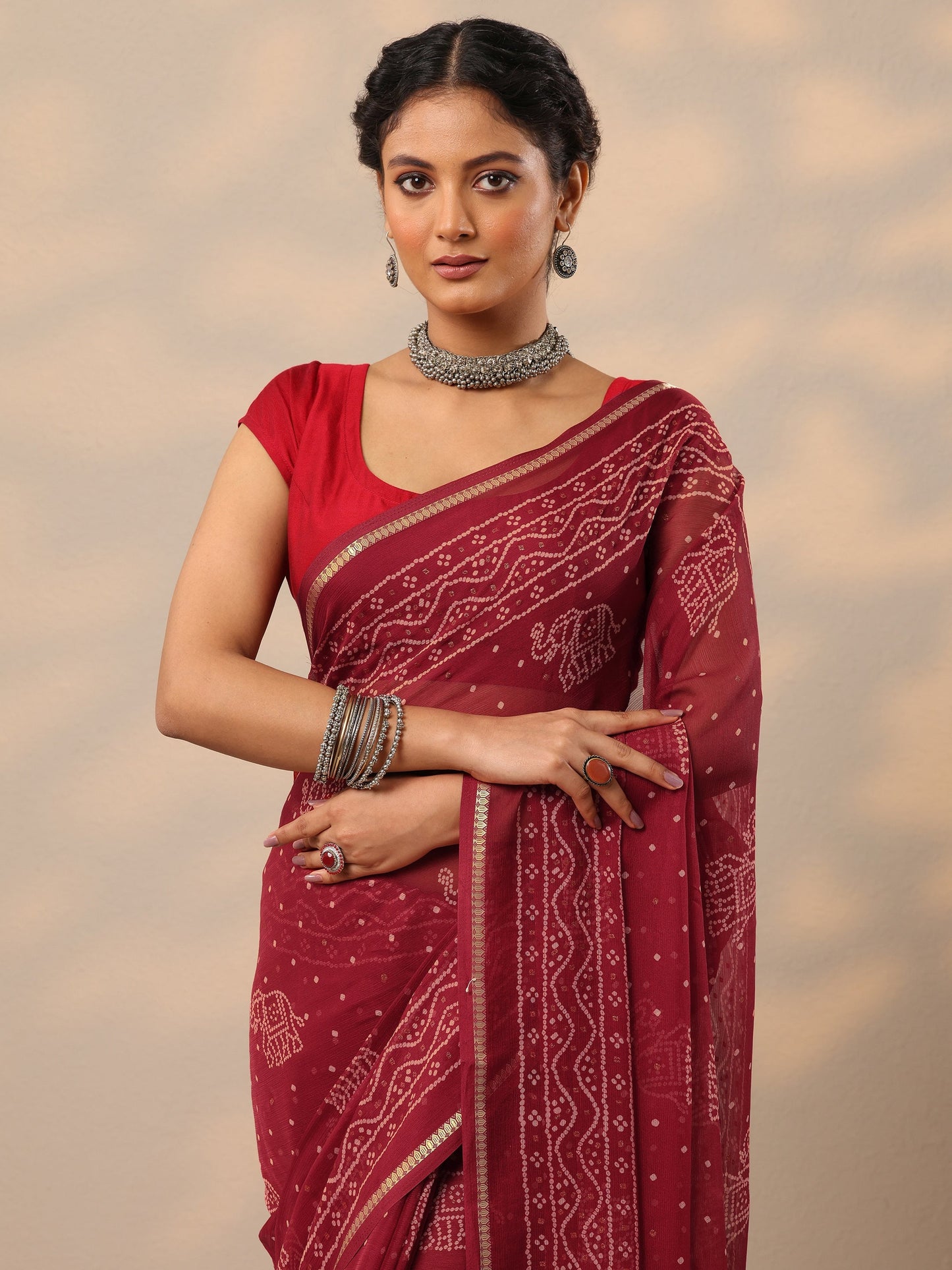 Maroon Bandhani Printed Chiffon Saree With Unstitched Blouse Piece