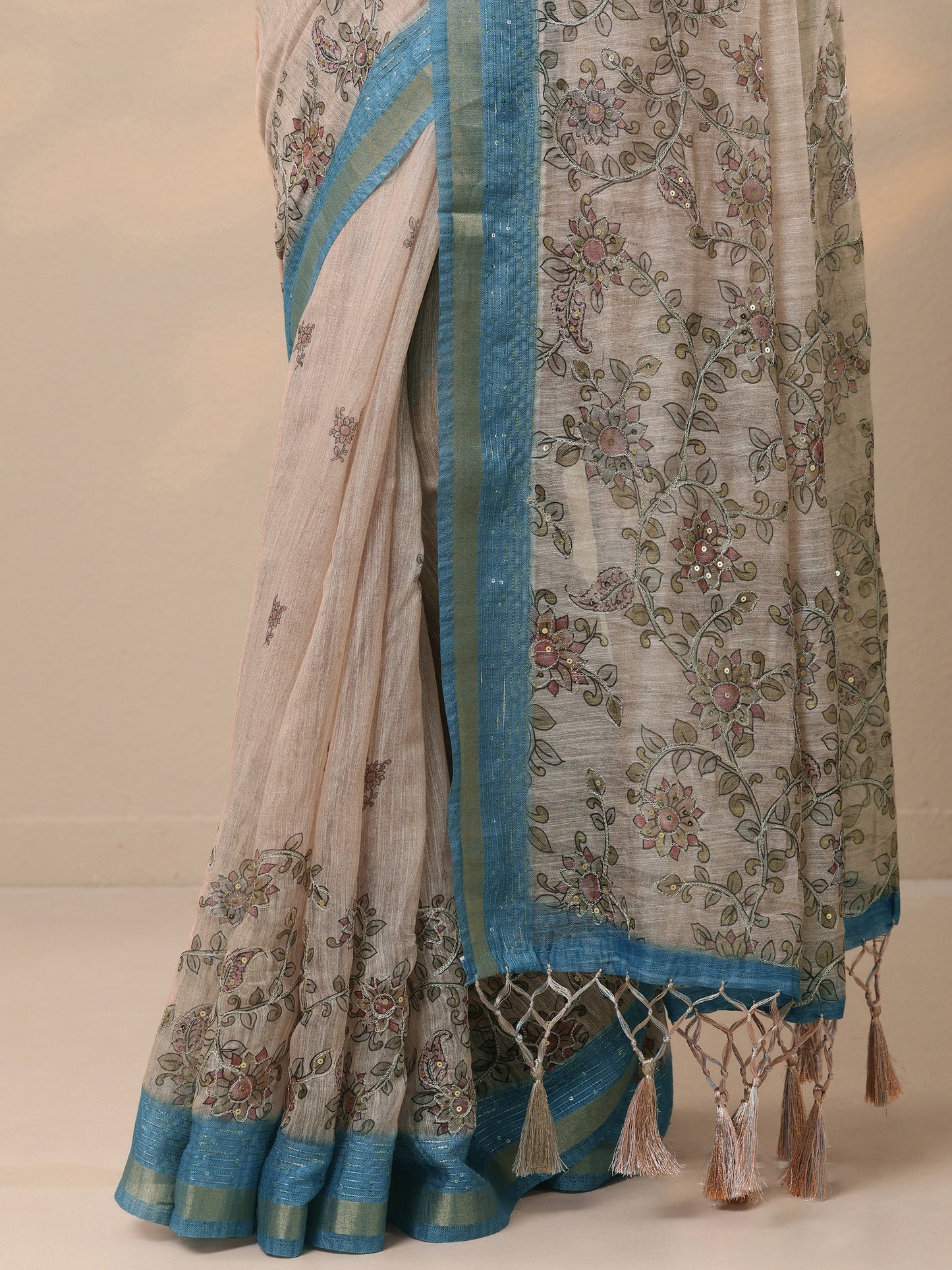 Beige Printed cotton blend Saree With Unstitched Blouse Piece