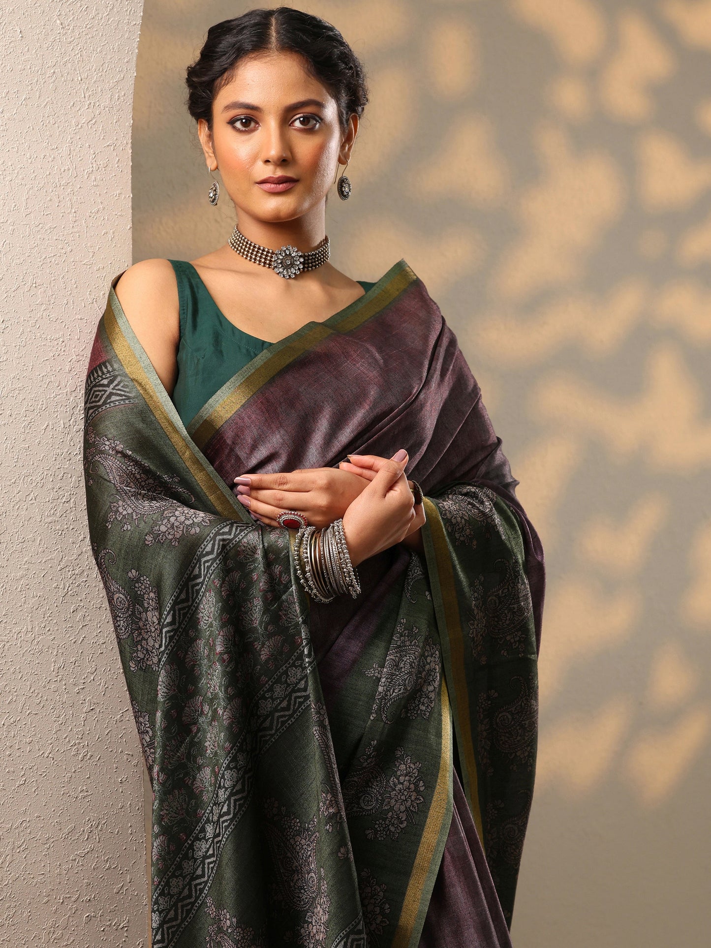 Purple Printed cotton blend Saree With Unstitched Blouse Piece