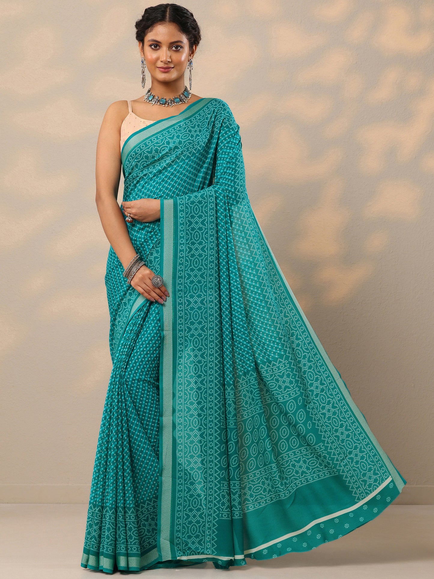 Blue Bandhani Printed Georgette Saree With Unstitched Blouse Piece