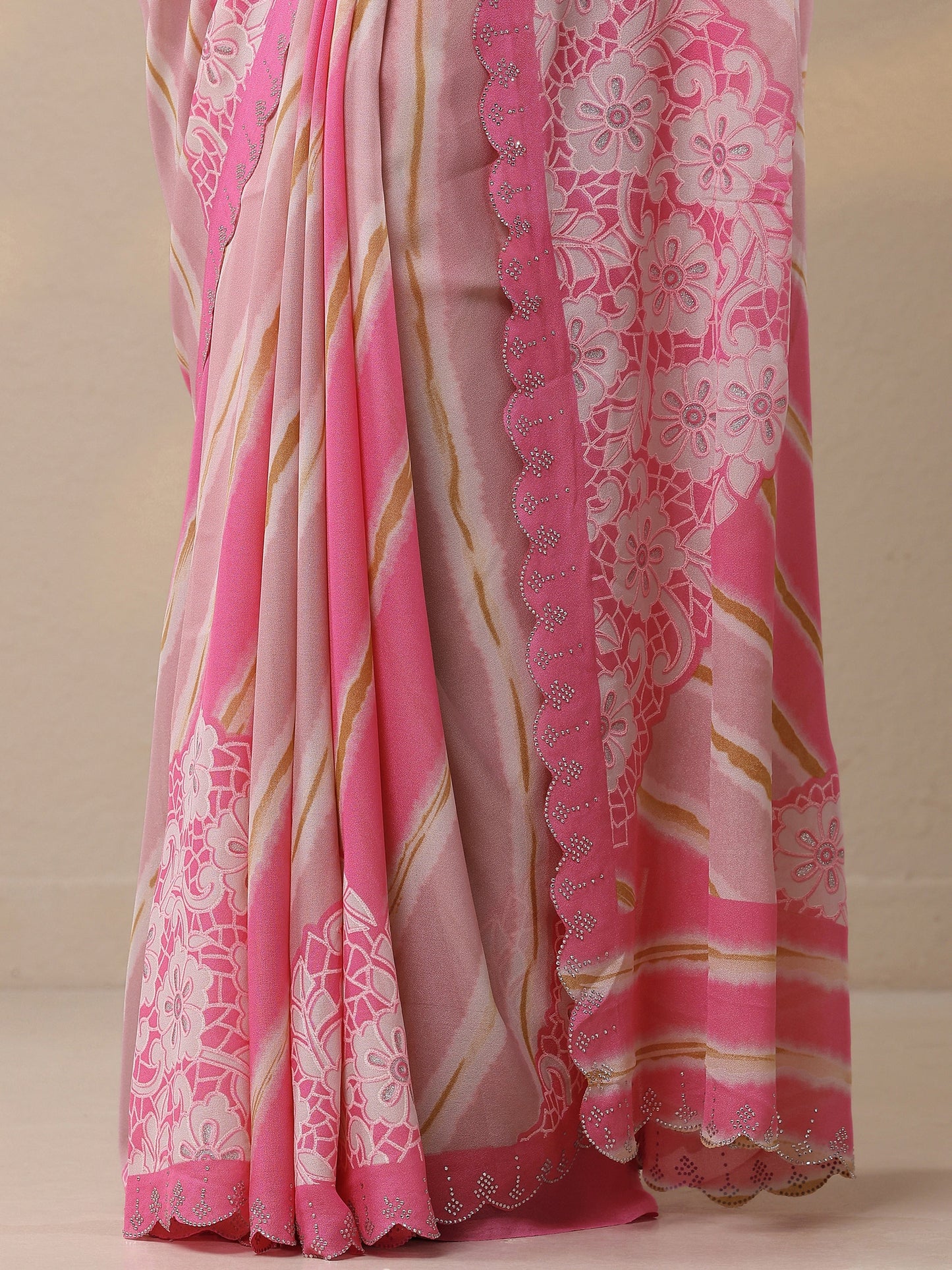 Pink Leheriya Printed Georgette Sarees With Unstitched Blouse Piece