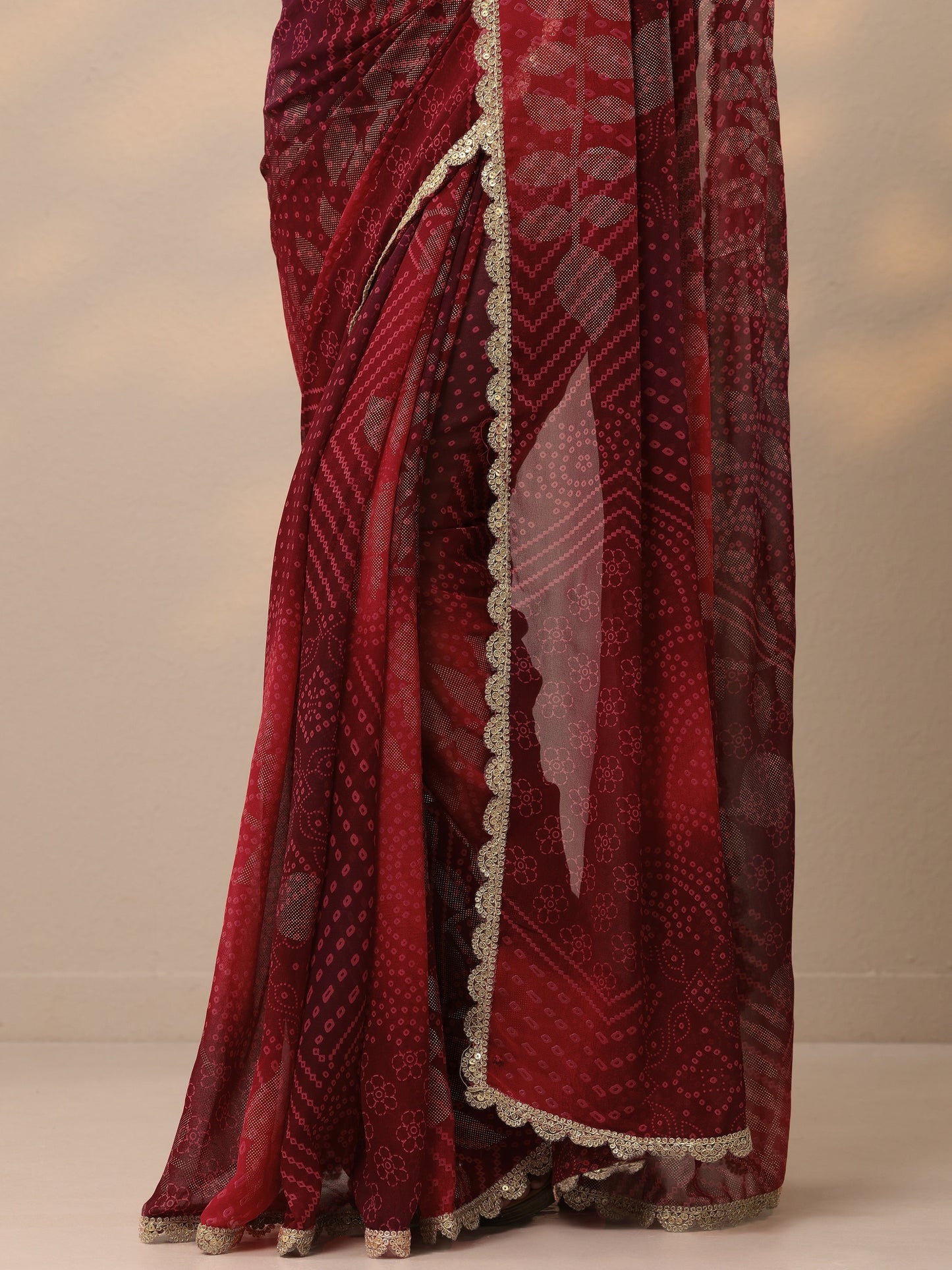 Maroon Bandhani Printed Georgette Saree With Unstitched Blouse Piece