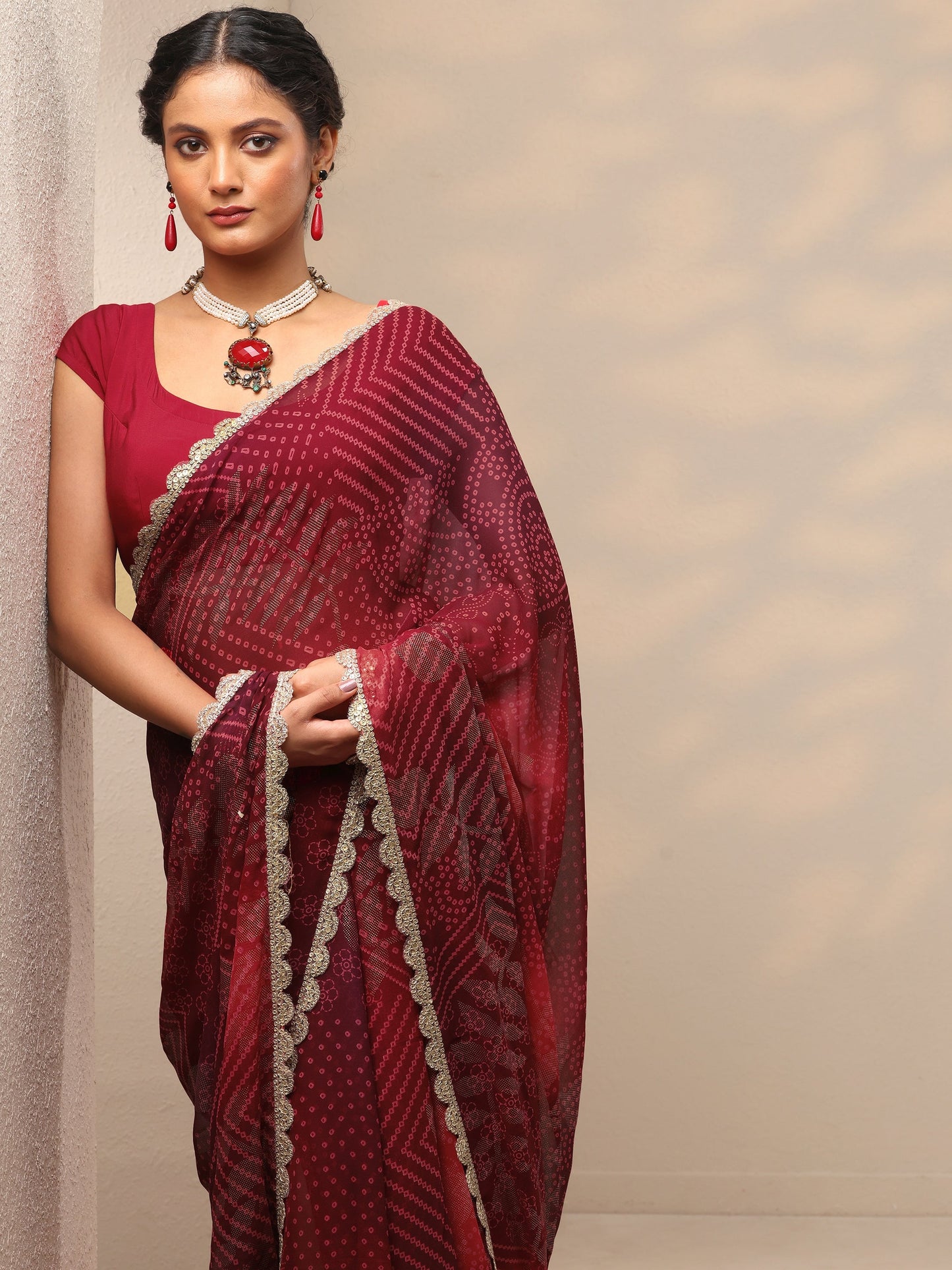 Maroon Bandhani Printed Georgette Saree With Unstitched Blouse Piece