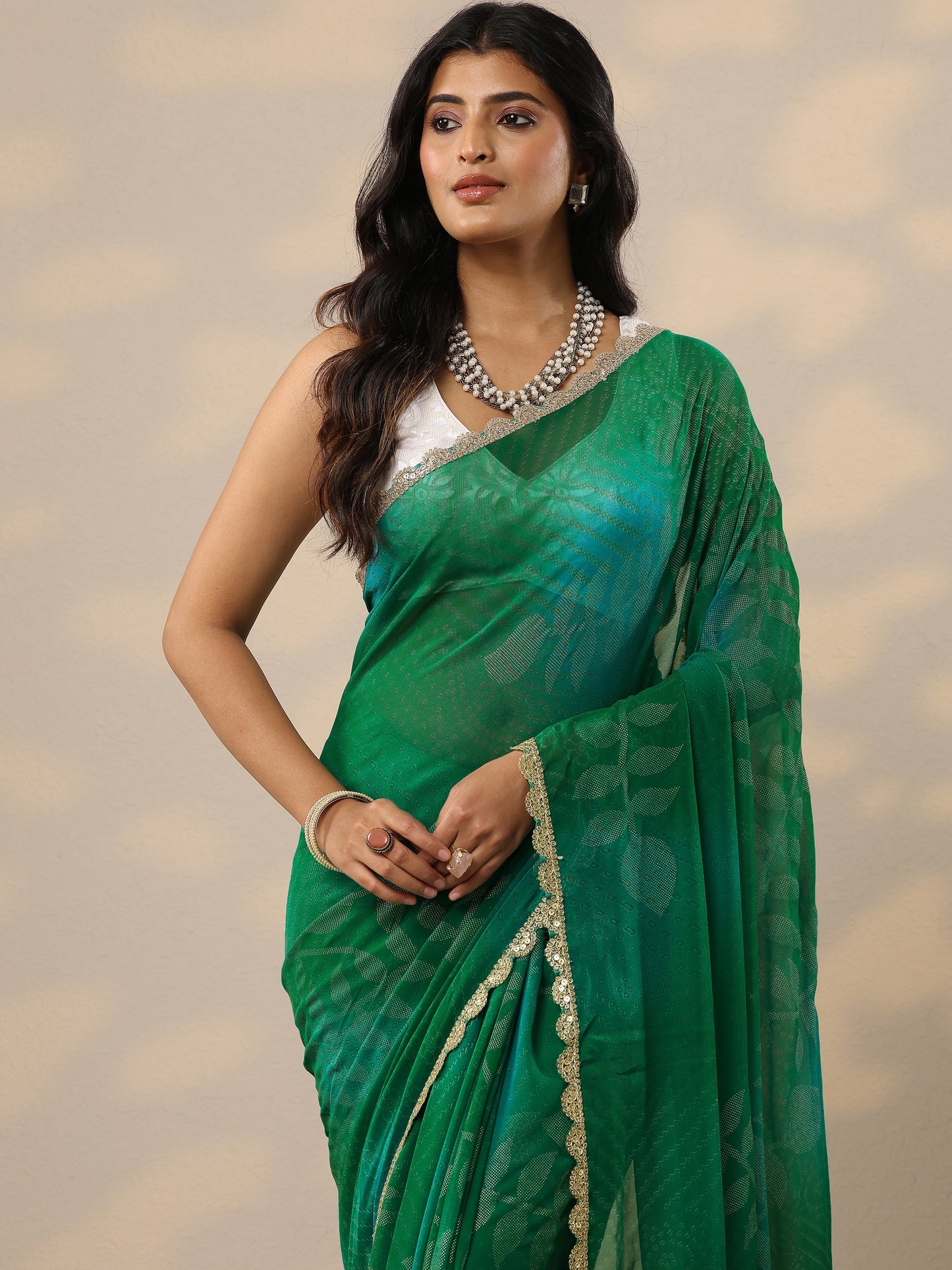 Green Bandhani Printed Georgette Sarees With Unstitched Blouse Piece
