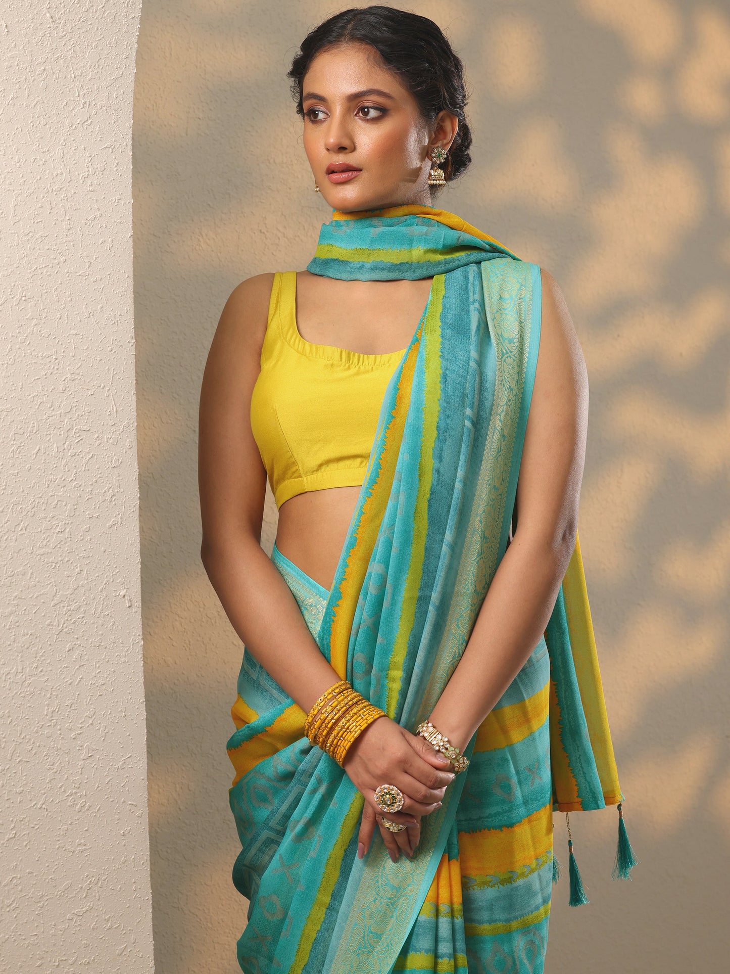 Blue Printed Georgette Saree With Unstitched Blouse Piece