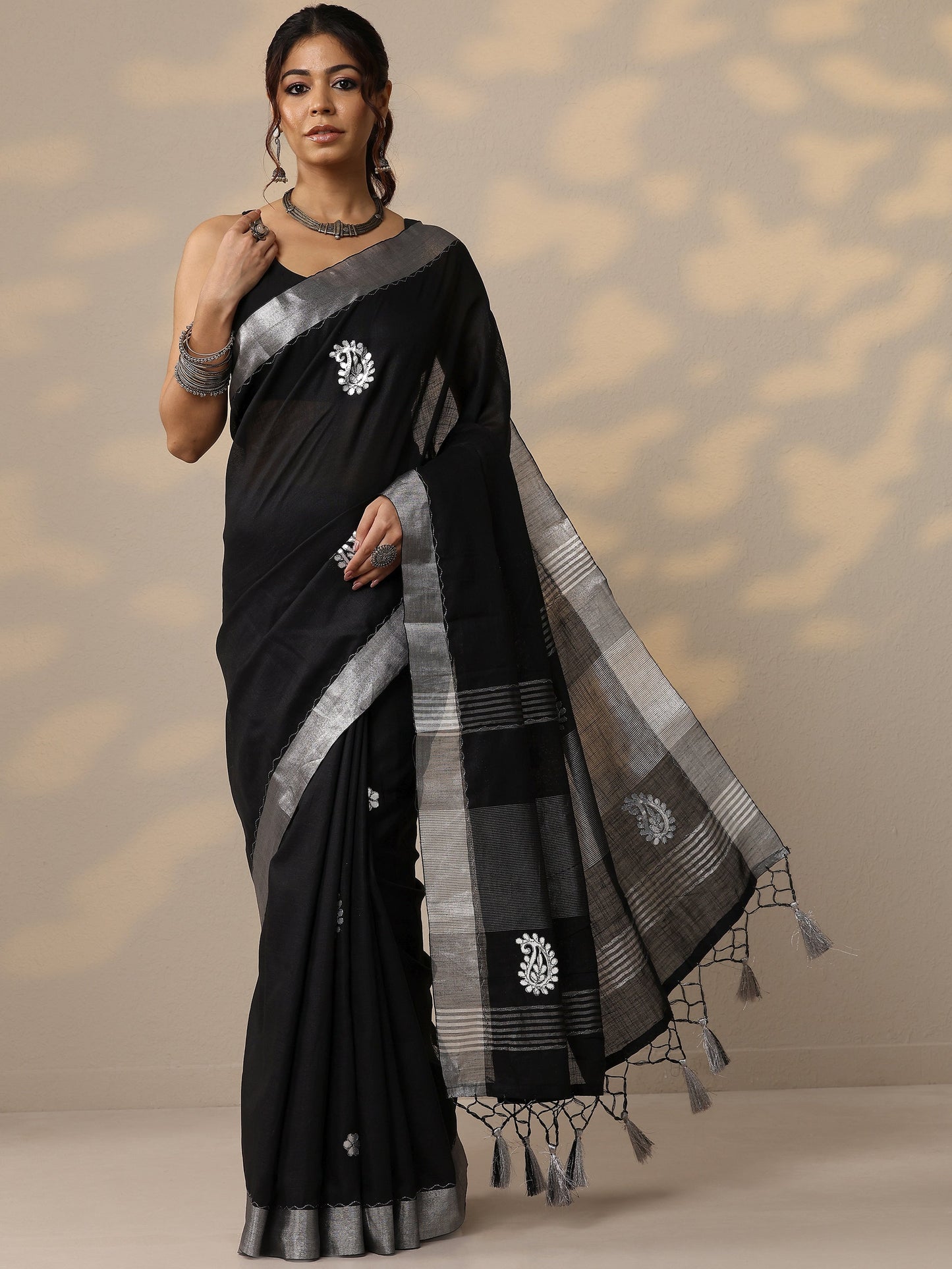 Black Embroidered Cotton Blend Sarees With Unstitched Blouse Piece