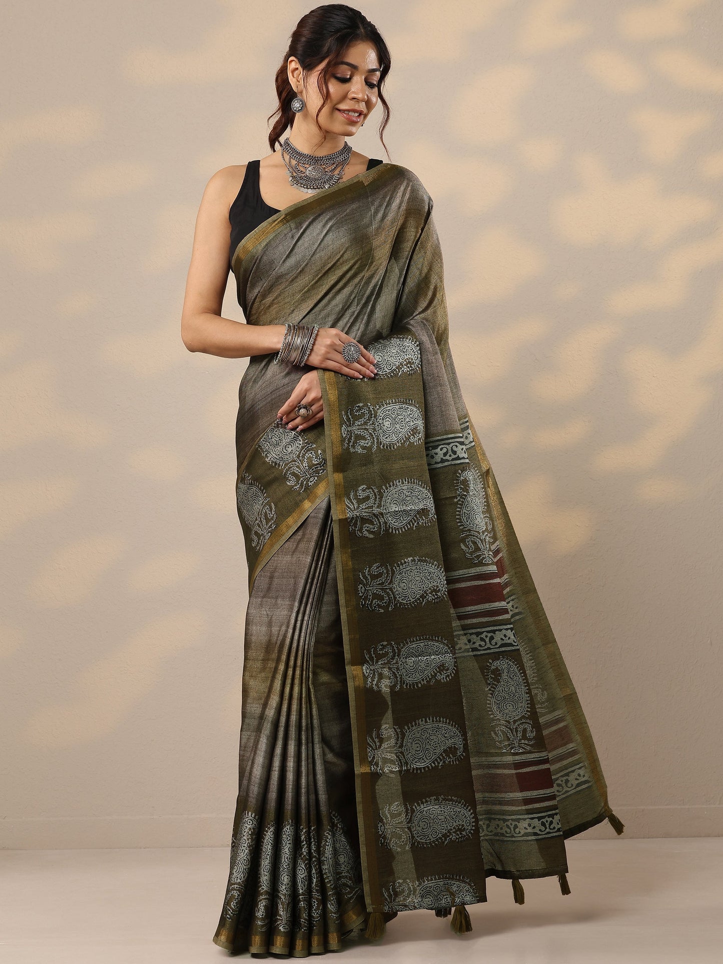 Olive Printed Cotton Blend Sarees With Unstitched Blouse Piece