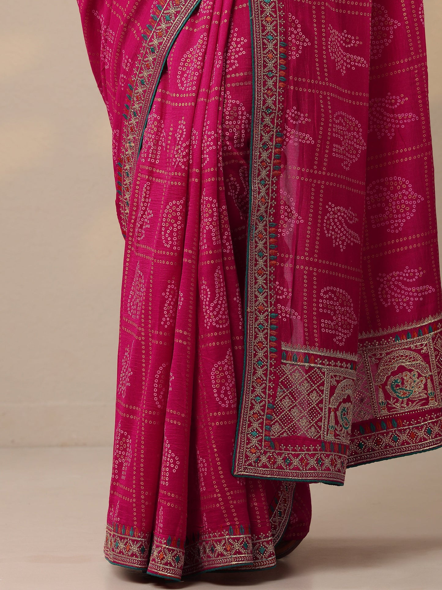 Pink Bandhani Printed Silk Blend Sarees With Unstitched Blouse Piece